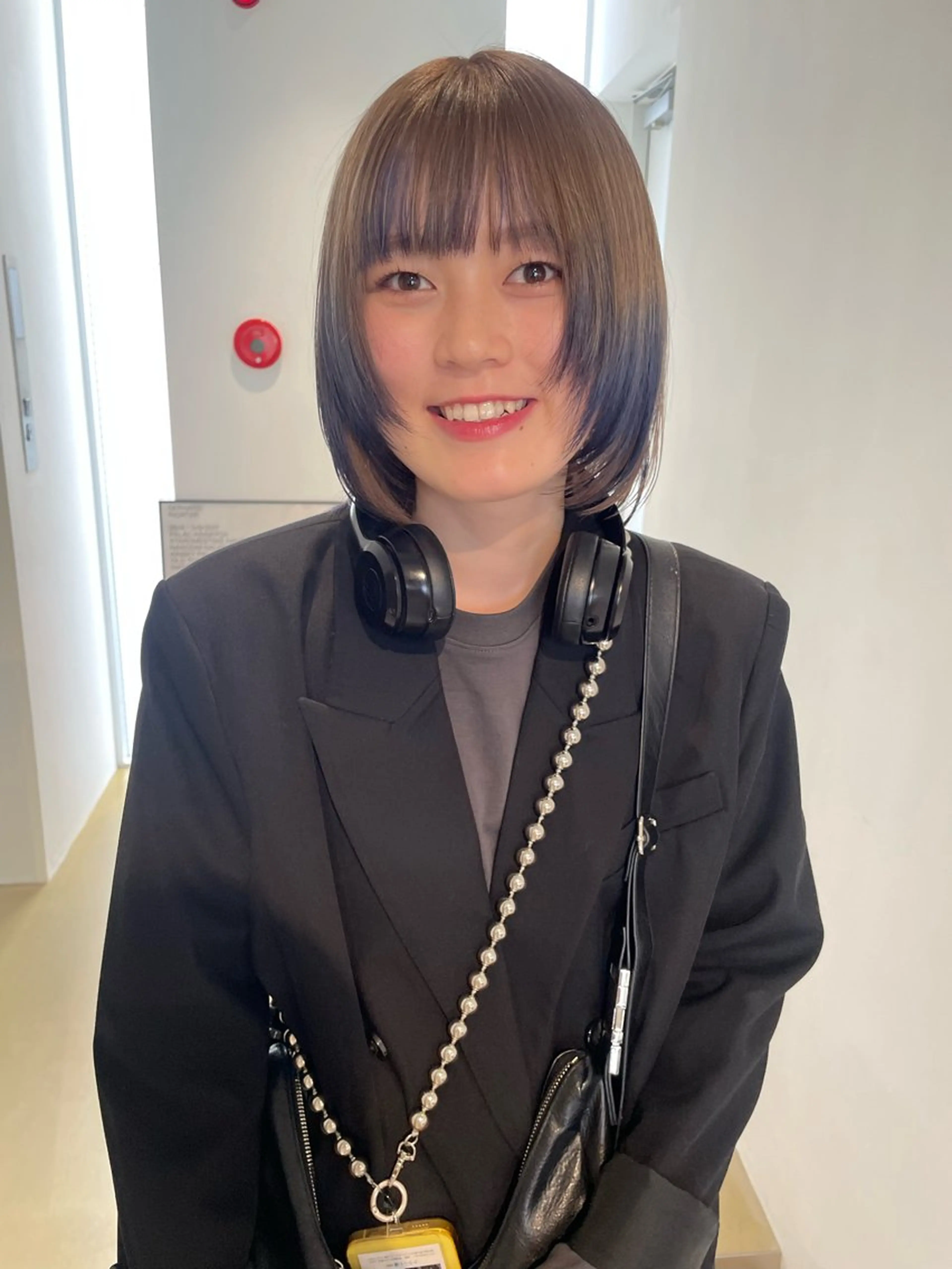 【今だけ！！！】4月限定ブリーチカラーカット　◎ ペーパーを使い丁寧なブリーチ！ハイトーンからナチュラルカラーをの写真