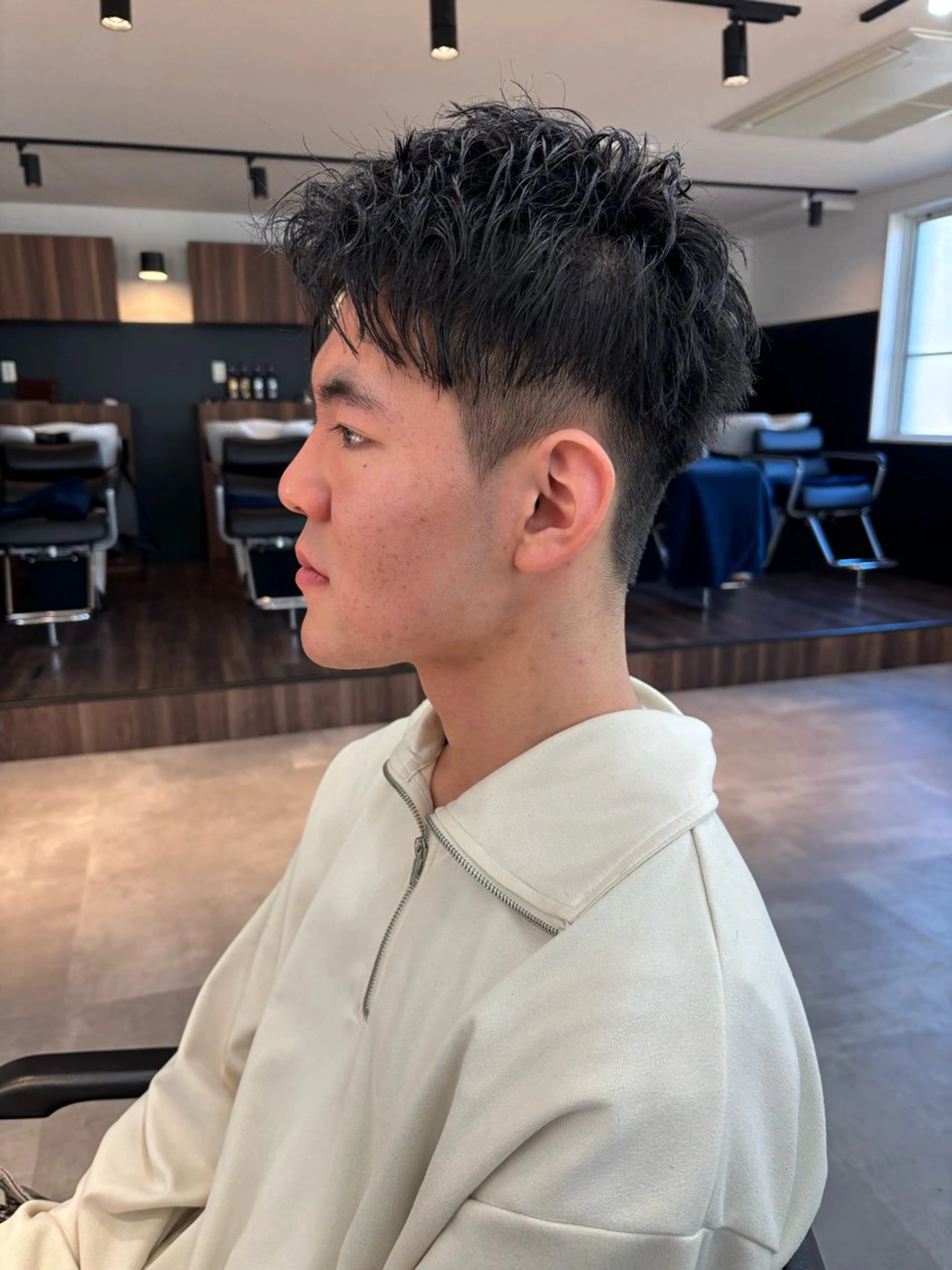 メンズ アップバング ツーブロック カット 保立/フェザーパーマ /メンズカット千葉のヘアスタイル