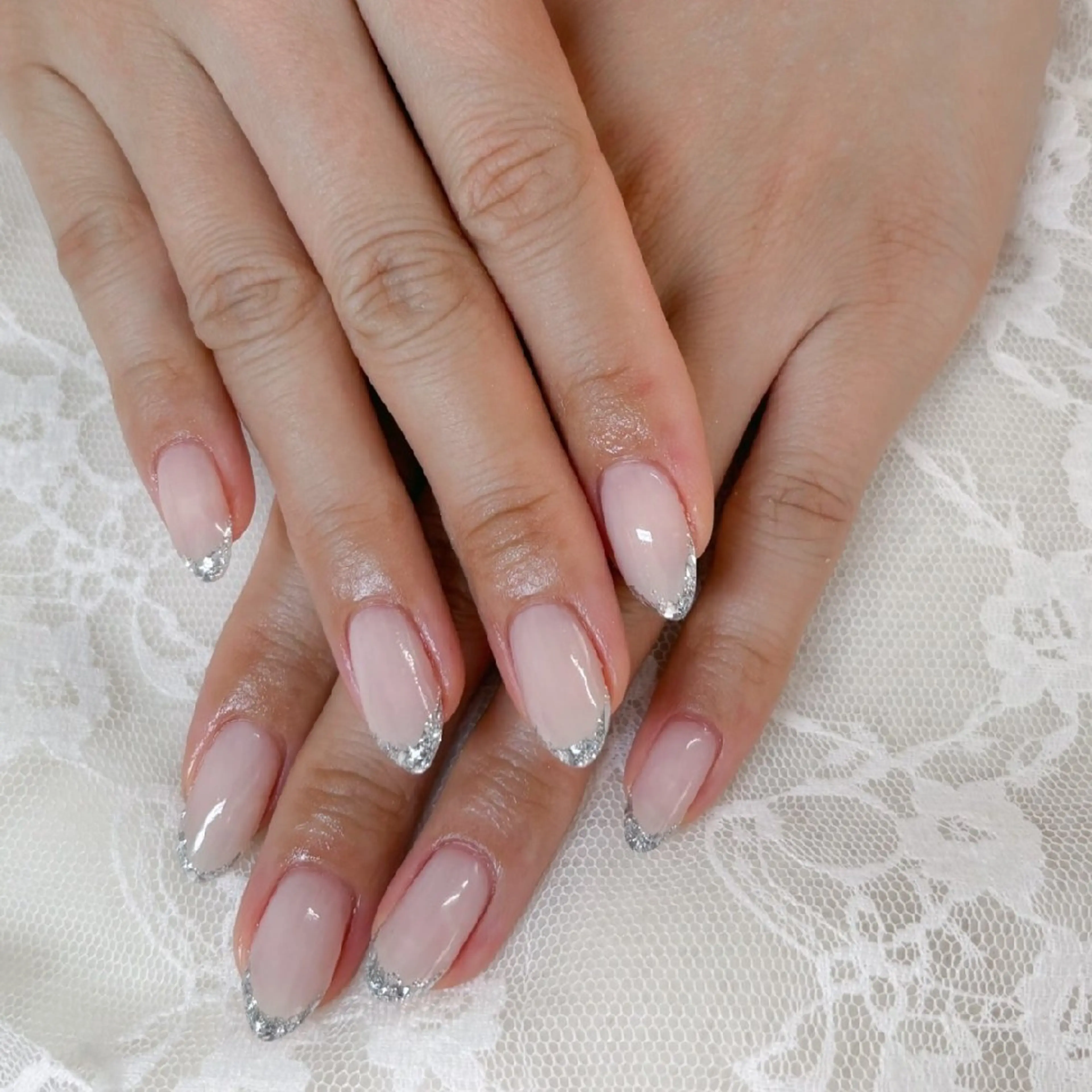 ネイル フレンチネイル ガラスフレンチ ハンドネイル ハンドケア 心斎橋Salon Epokkuのネイルデザイン