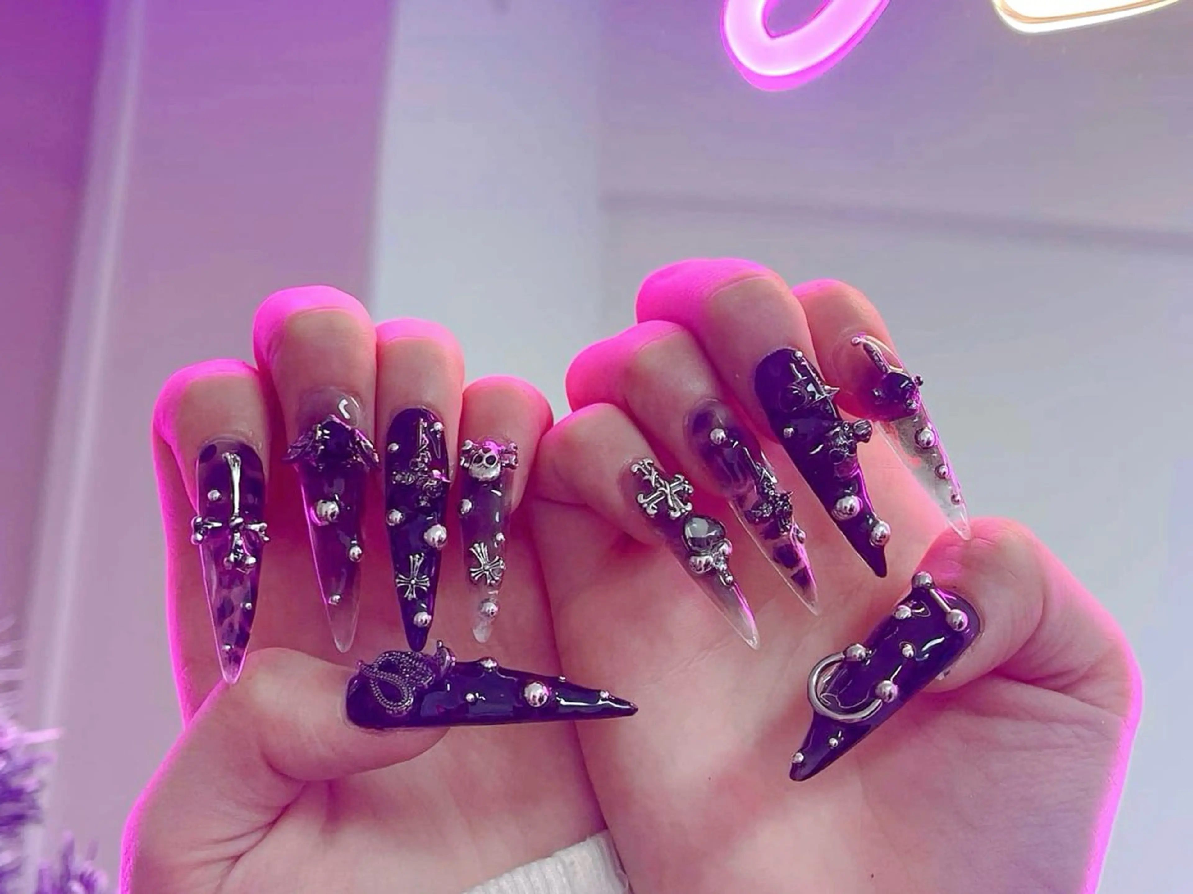 ネイル 成人式 大理石ネイル(マーブル) ネイルチップ 冬ネイル クリスマス MoMoA Nail ネイル長さ出し専門店のネイルデザイン