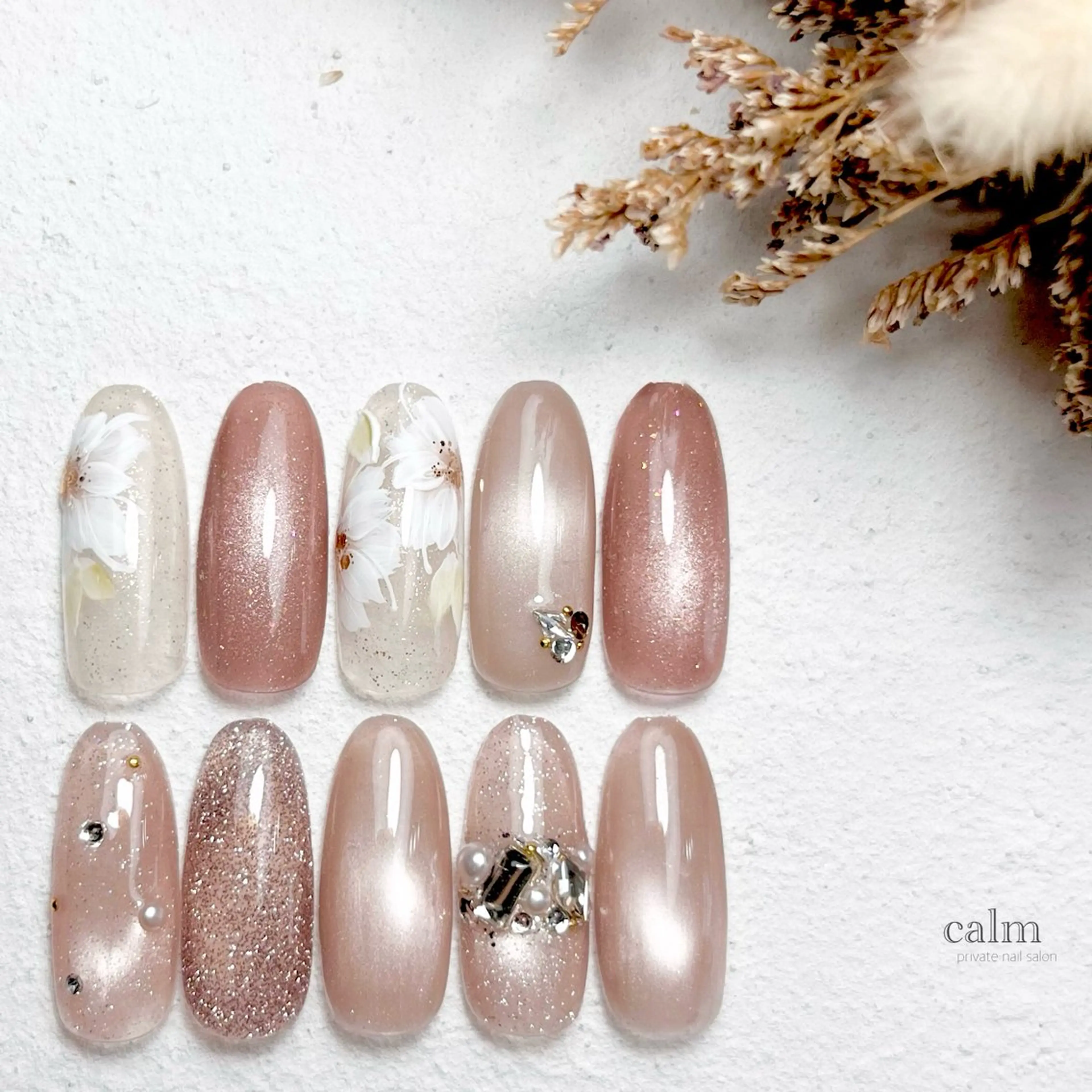 ネイル ハンドネイル calm 〔ｶｰﾑ〕のネイルデザイン