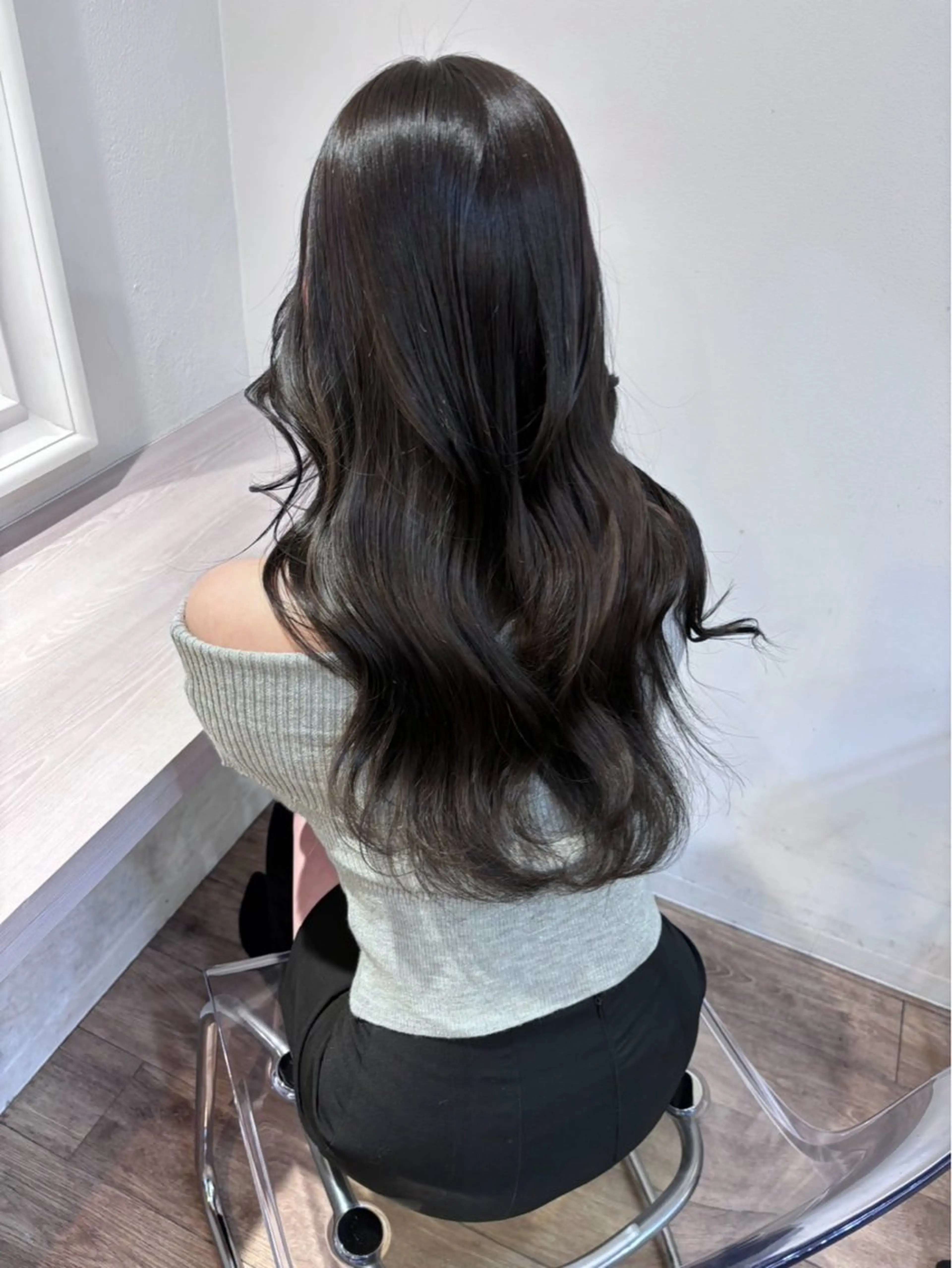 ロング シオン/艶髪カラー/ 韓国ヘアのヘアスタイル