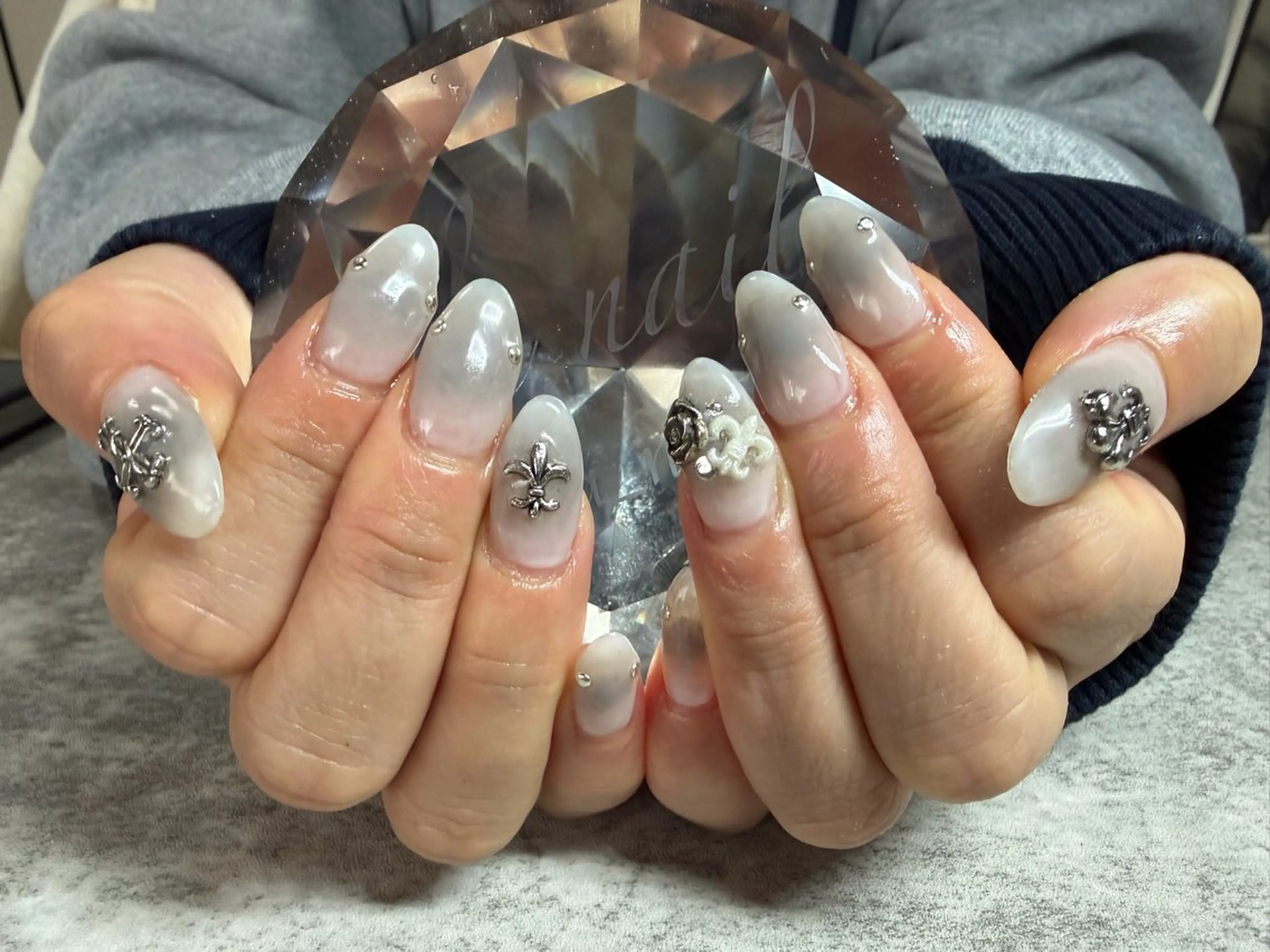 ネイル 持ち込み ネイルチップ 佐野 愛美のネイルデザイン