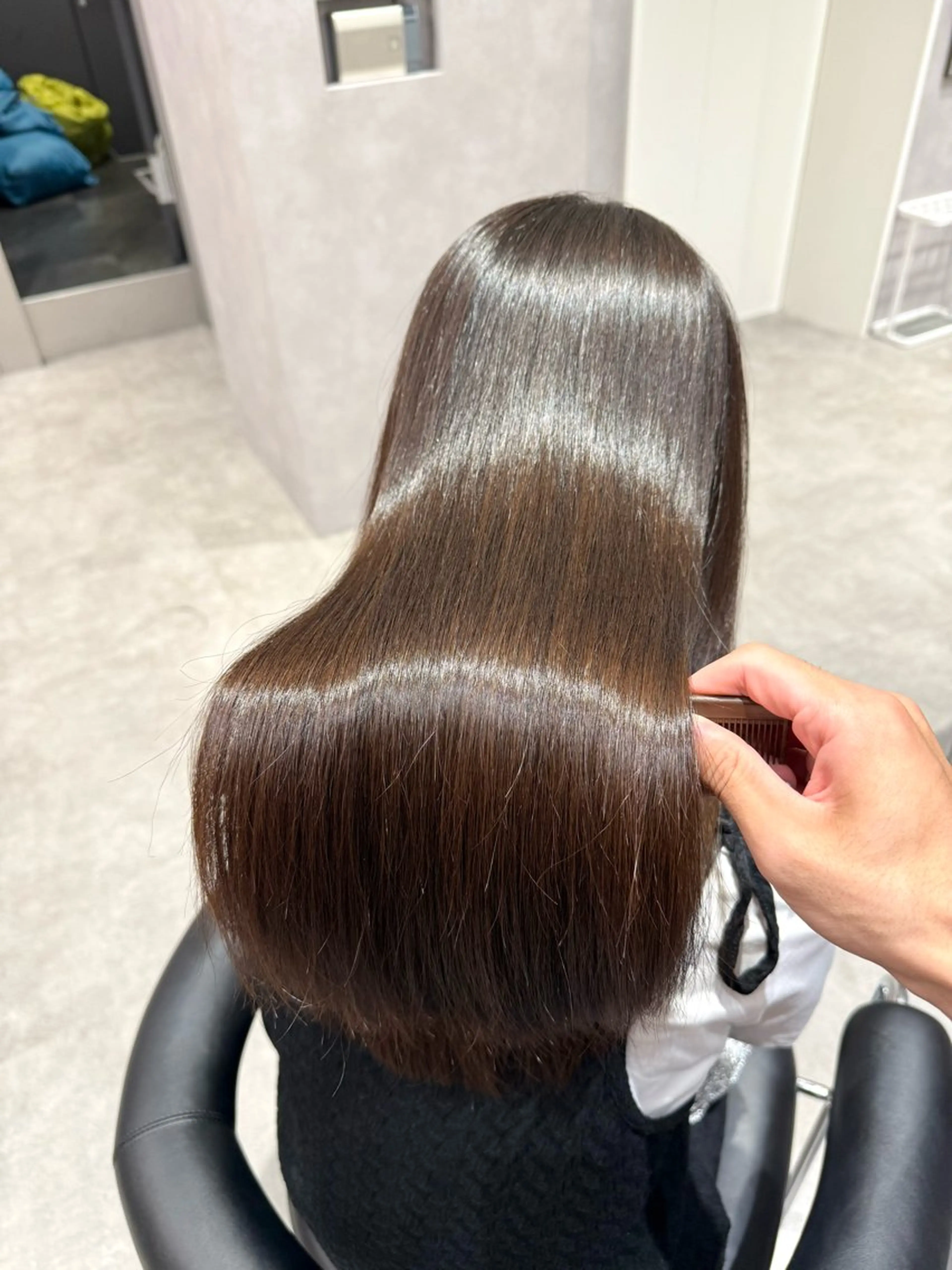 ロング カラー パーマ ヘアアレンジ 髪質改善 縮毛矯正 トリートメント ストレートパーマ 縮毛矯正 トリートメント 縮毛矯正/髪質改善/ ブリーチ毛/木元渓太のヘアスタイル