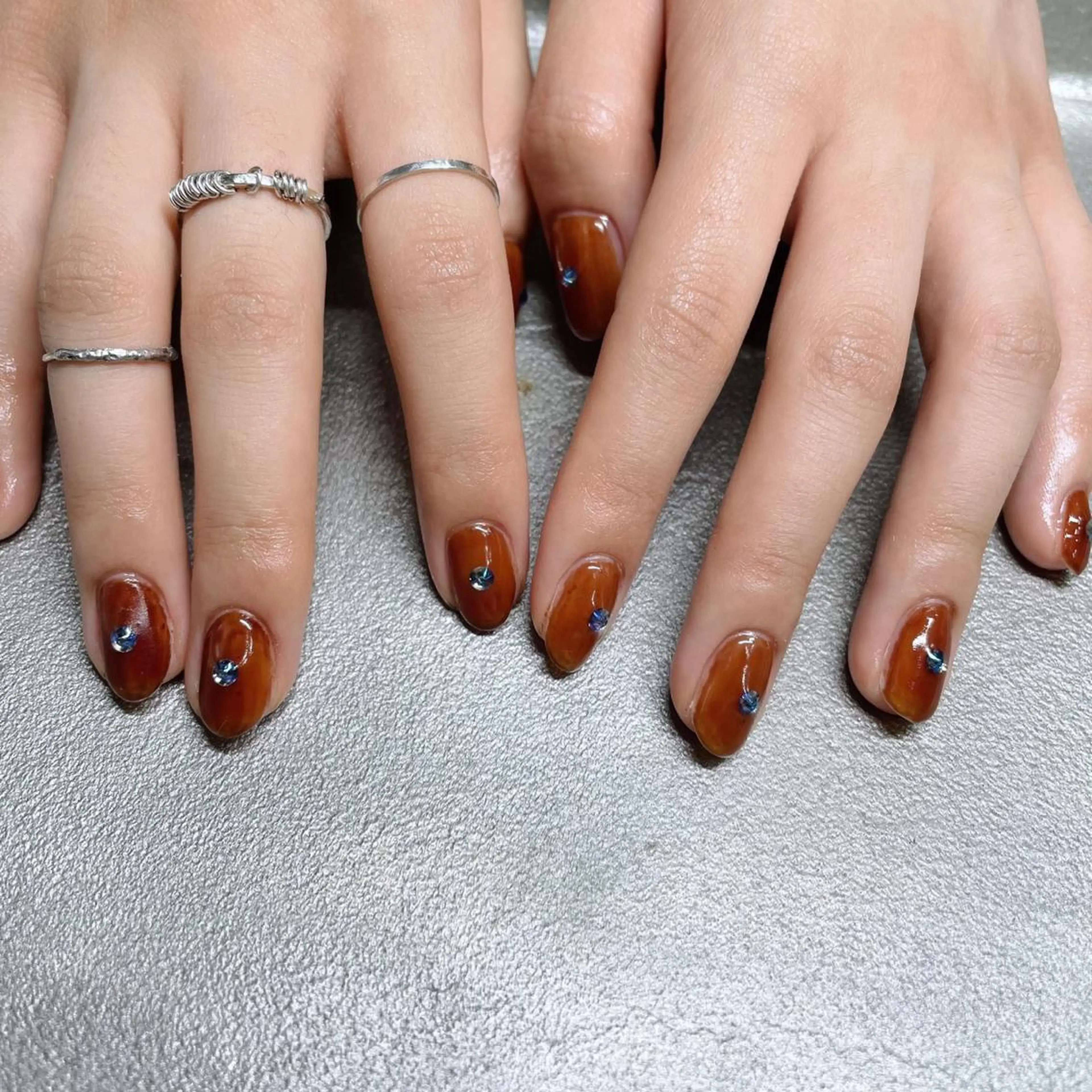 ネイル ハンドネイル VOLLMOND nailのネイルデザイン