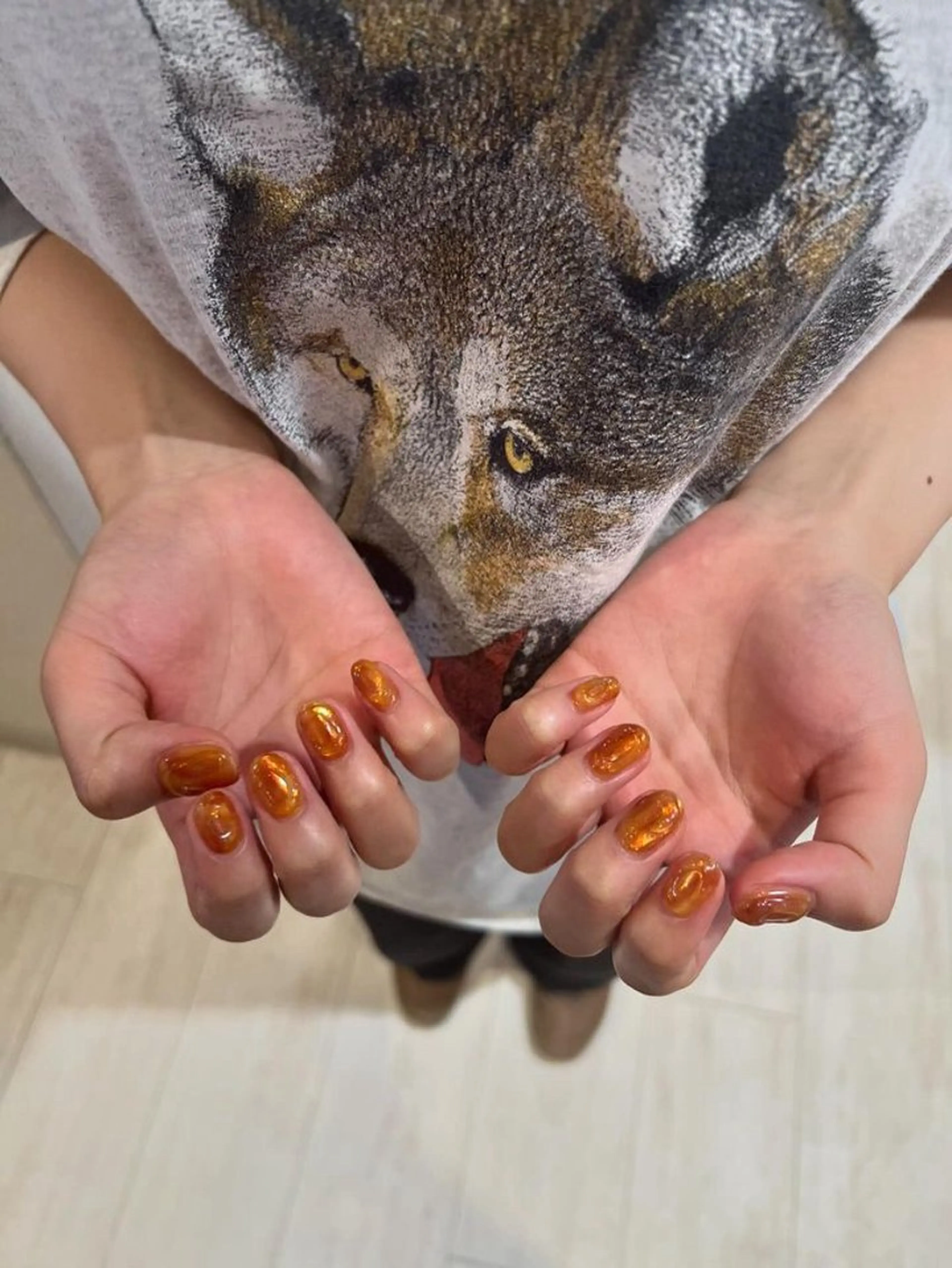 ネイル べっ甲ネイル ニュアンスネイル ハンドネイル 鈴木 優菜のネイルデザイン