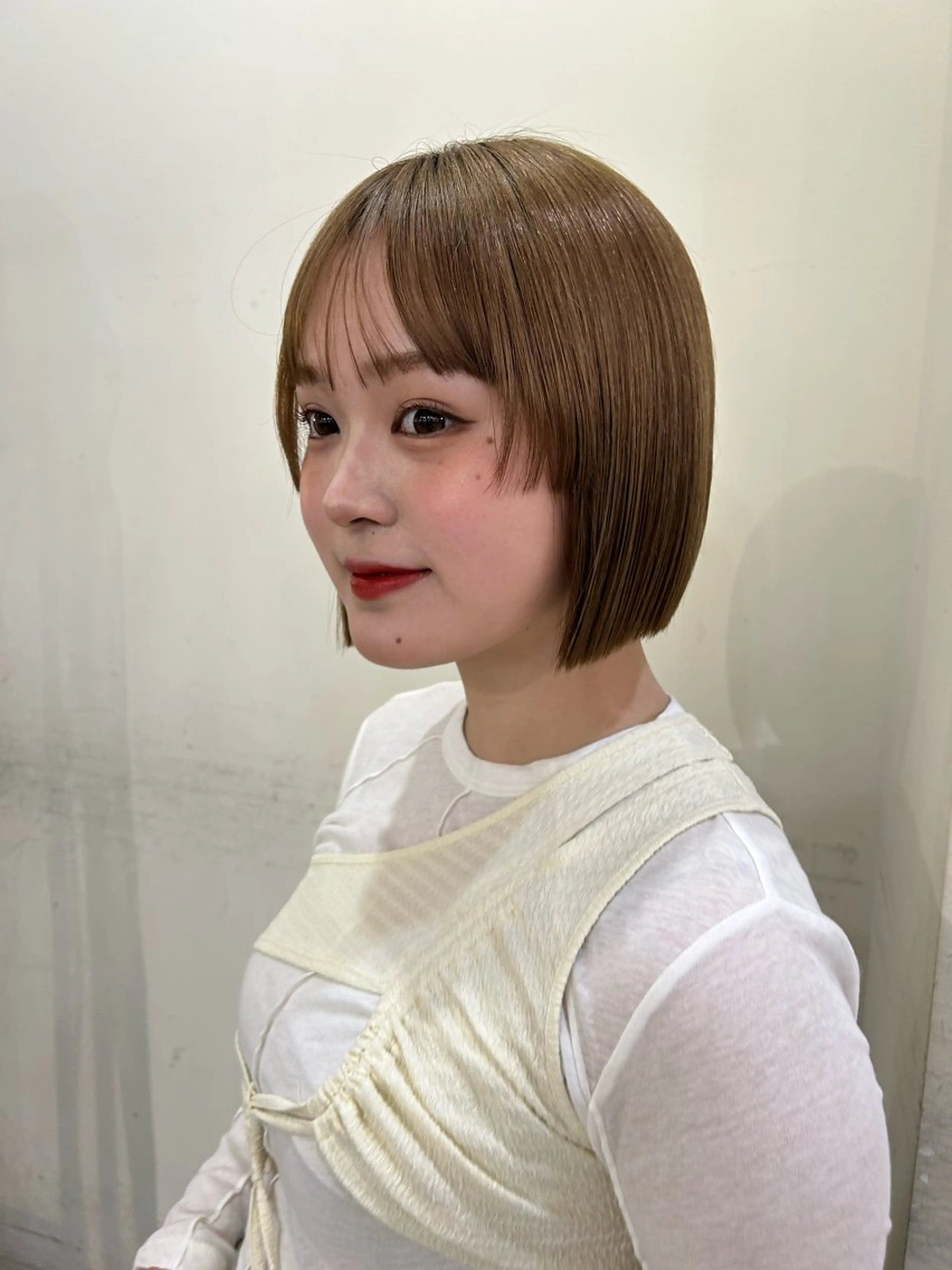 ショート ボブ 縮毛矯正 ベージュ/透明感/ レイヤー/あやか💕のヘアスタイル