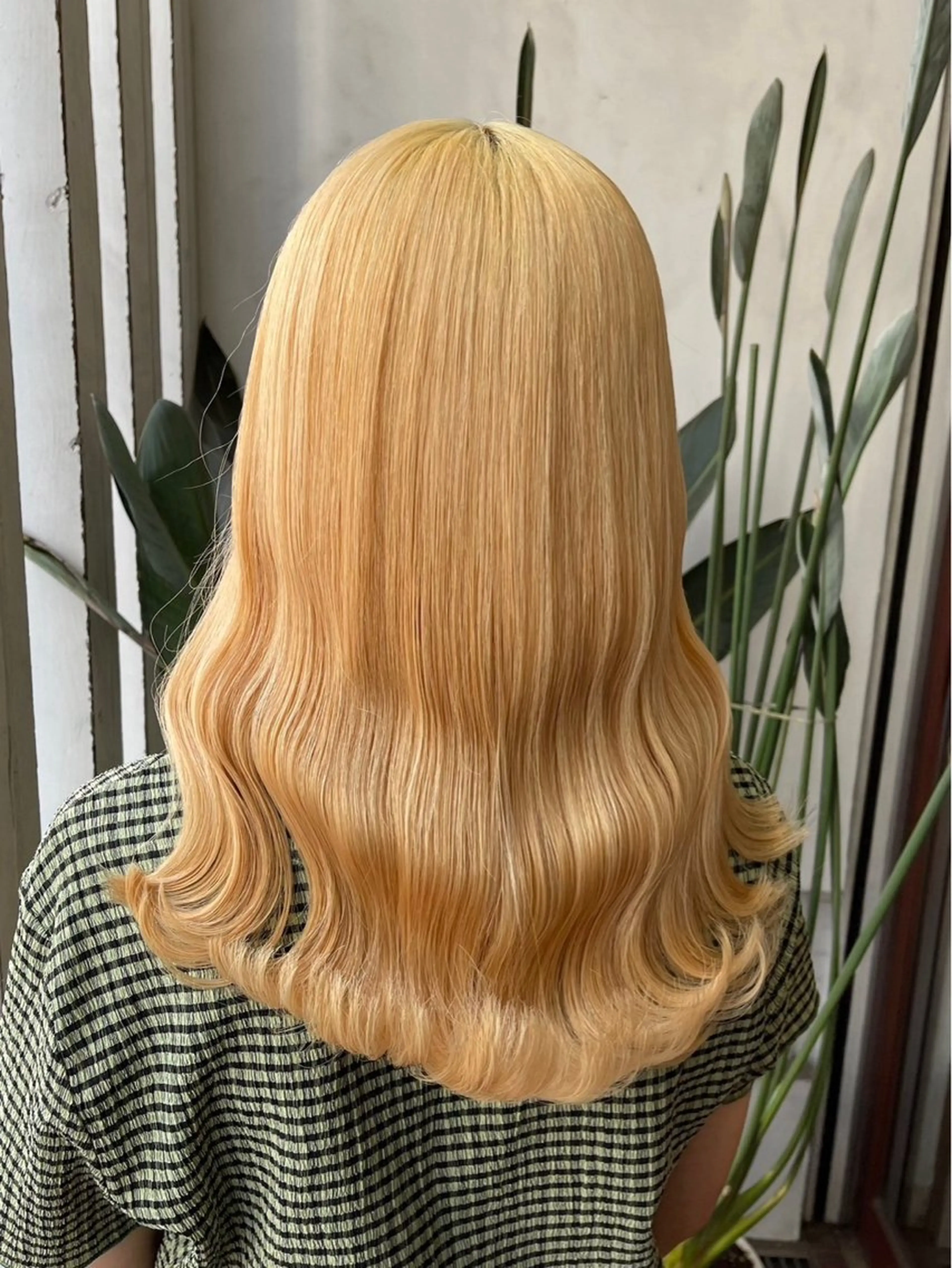 ロング カラー ヘアカラー トリートメント UNBLEACH ブリーチカラーのヘアスタイル