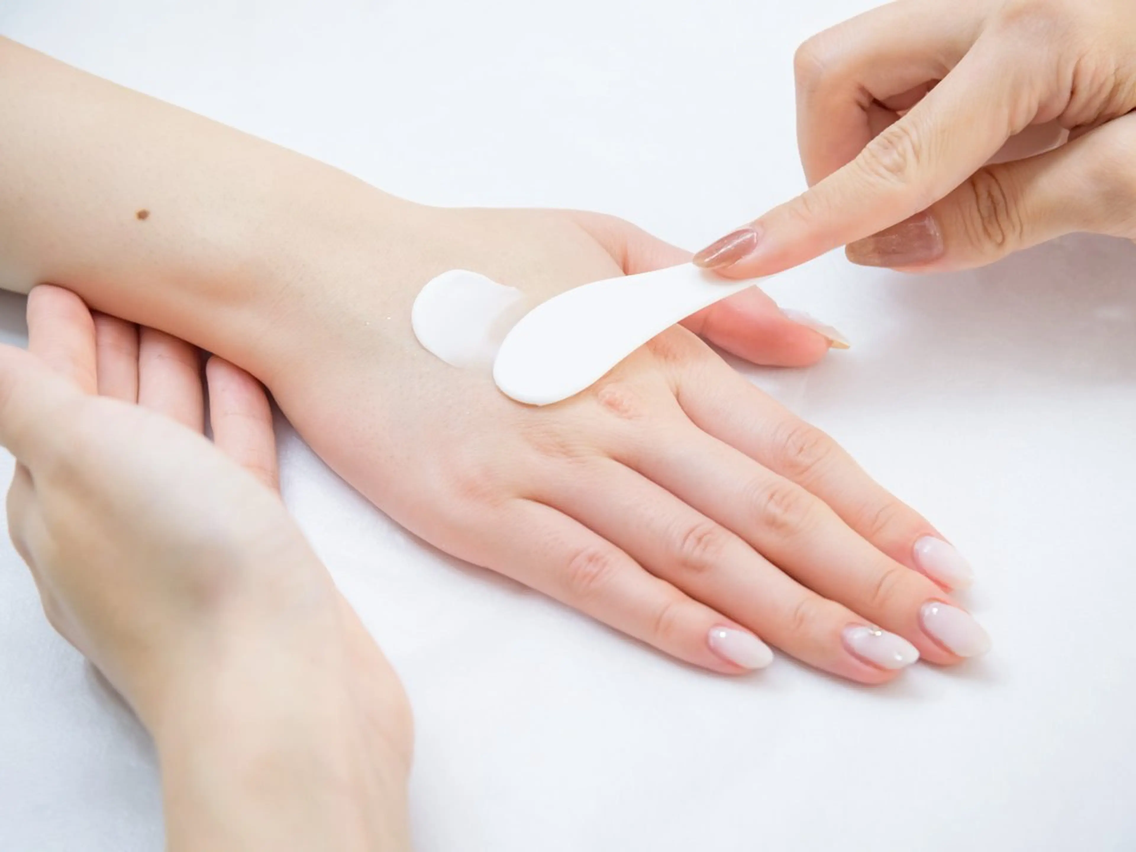 ハンドケア Hand Bloom千葉店所属・Hand Bloom 千葉店のネイルデザイン