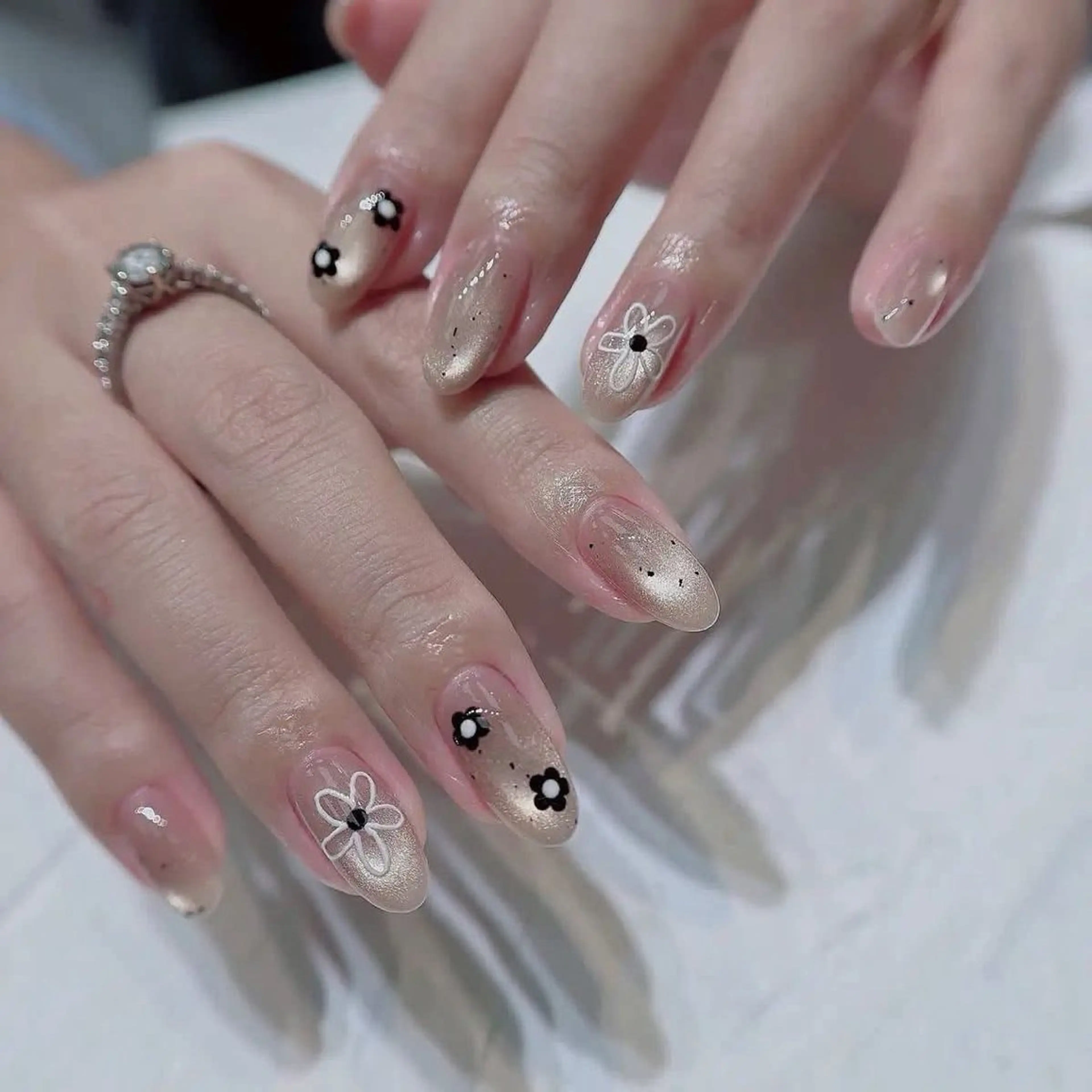 ネイル チークネイル フットネイル フレンチネイル グラデーション 韓国ネイル YUKI NAILのネイルデザイン