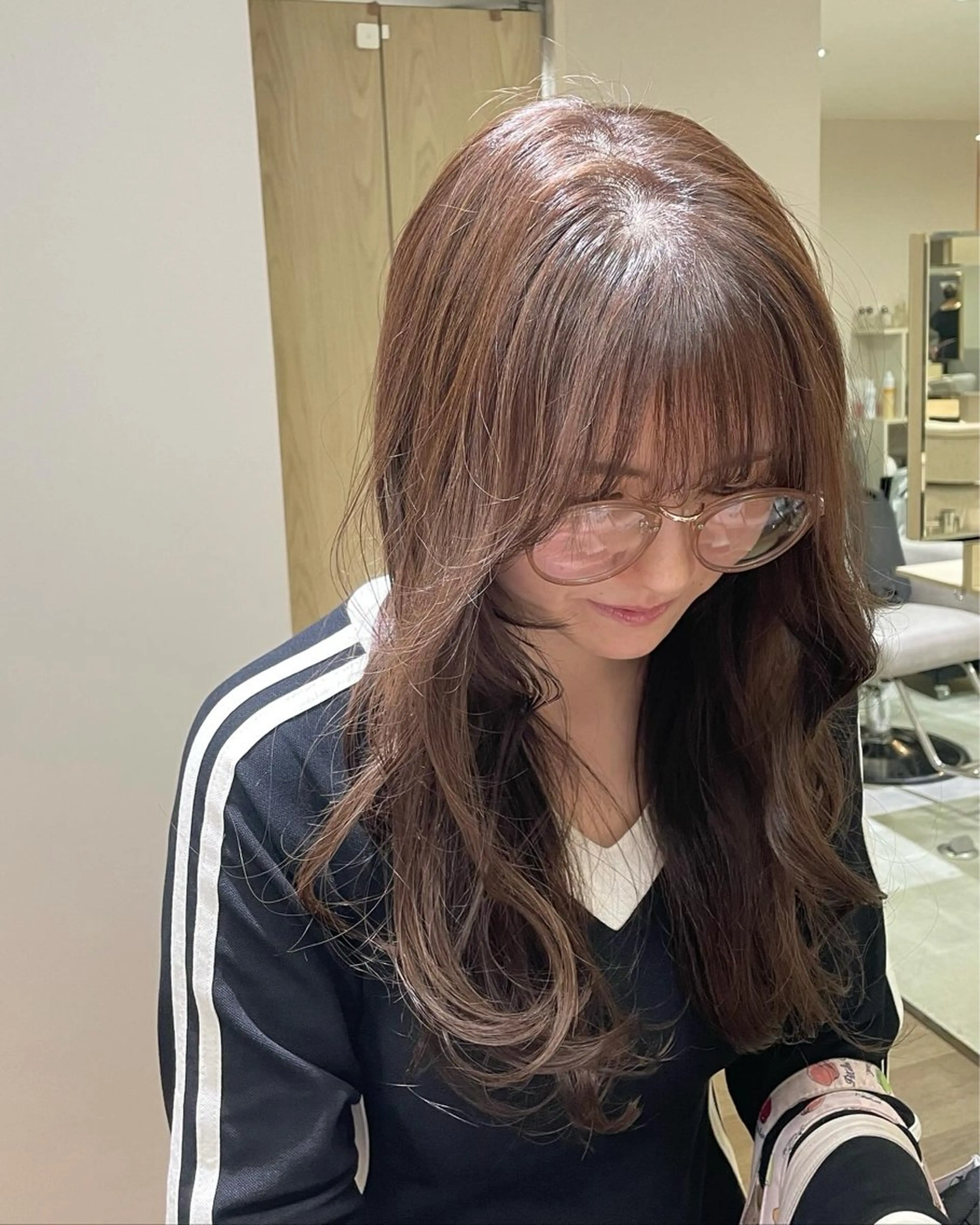 セミロング カラー ayano / 透明感・くすみカラーのヘアスタイル