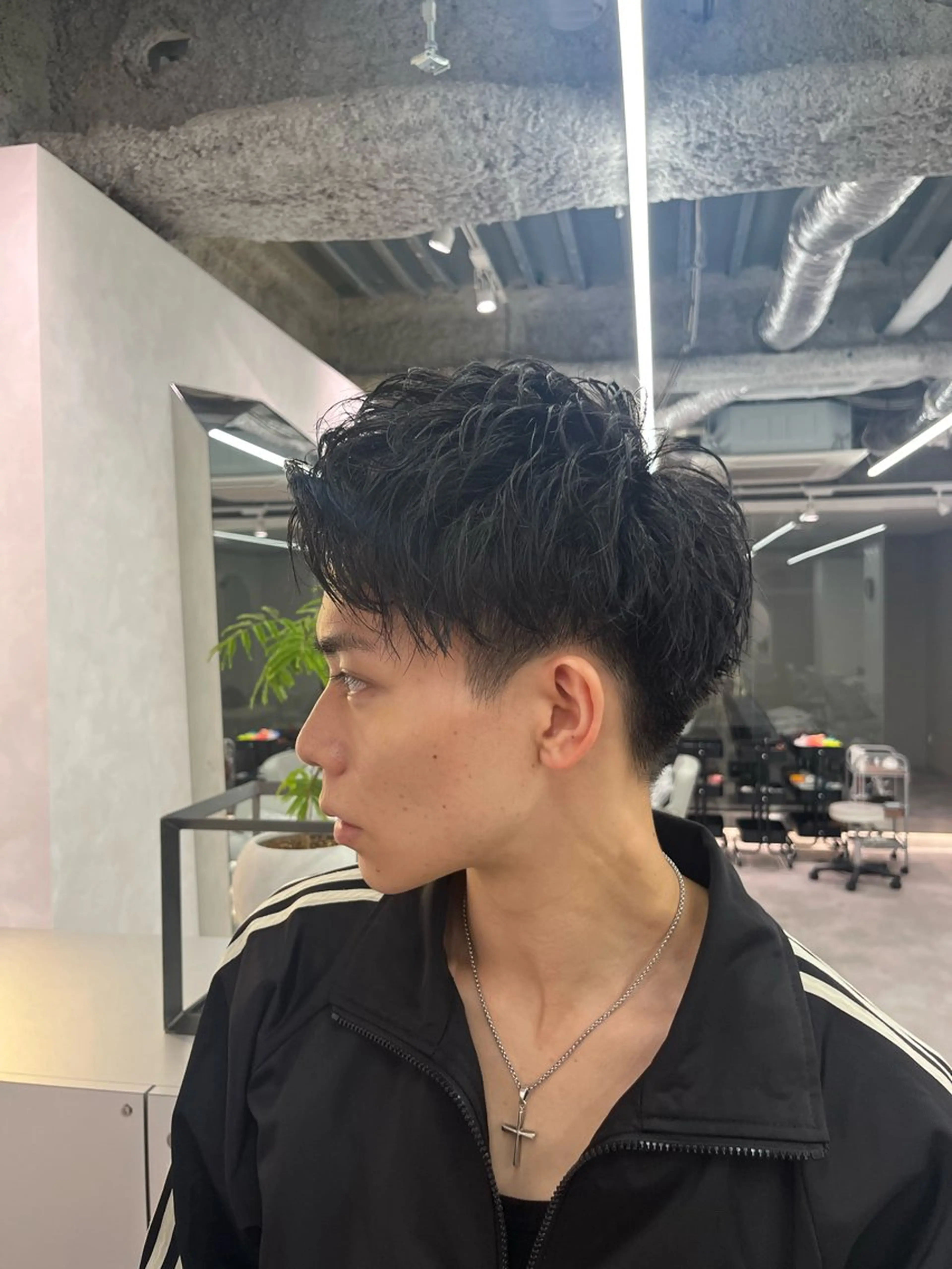 メンズ 刈り上げ カット パーマ メンズ特化美容師 水野友貴のヘアスタイル