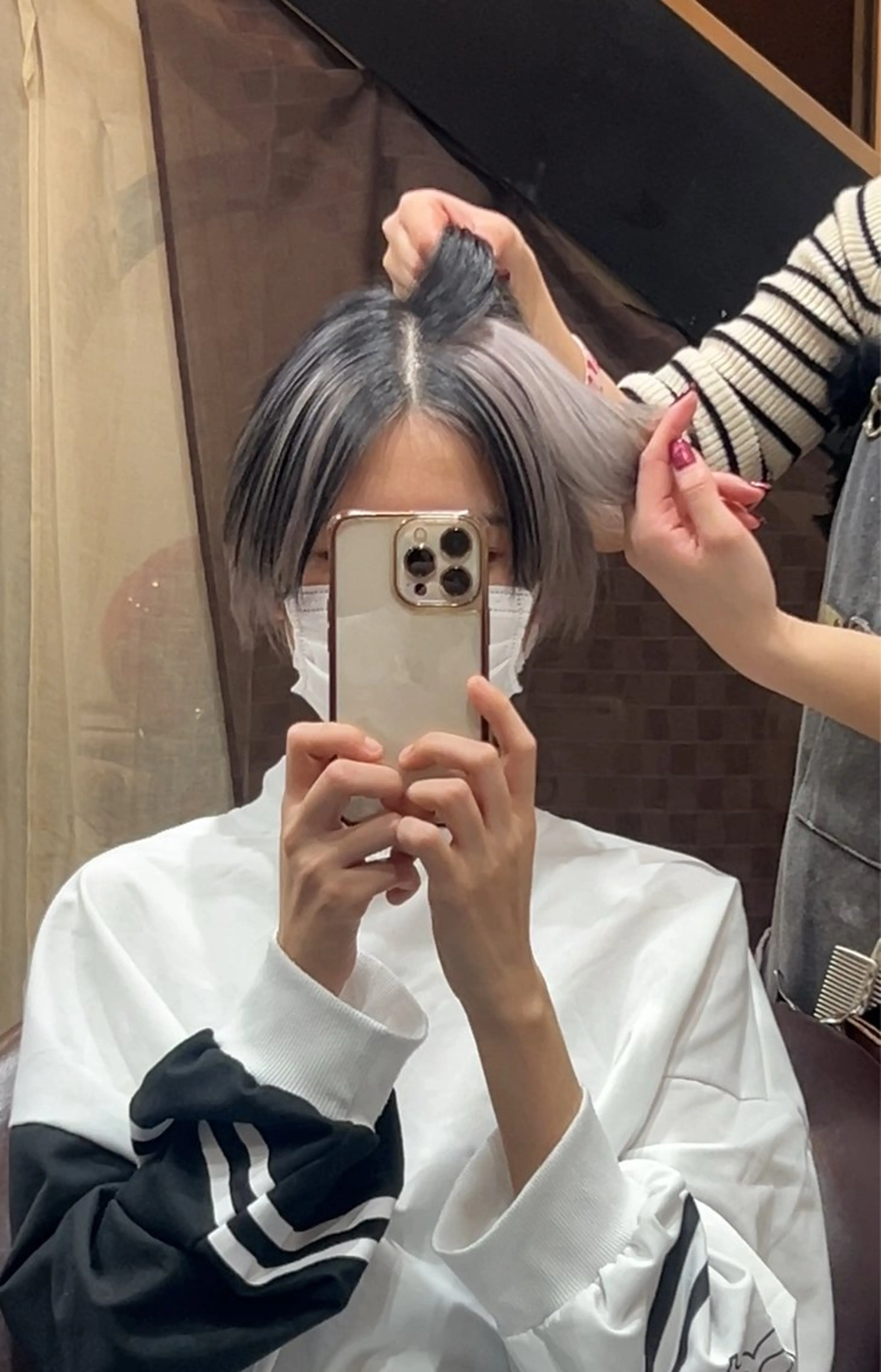 ショート カラー 譜久島 かりんのヘアスタイル