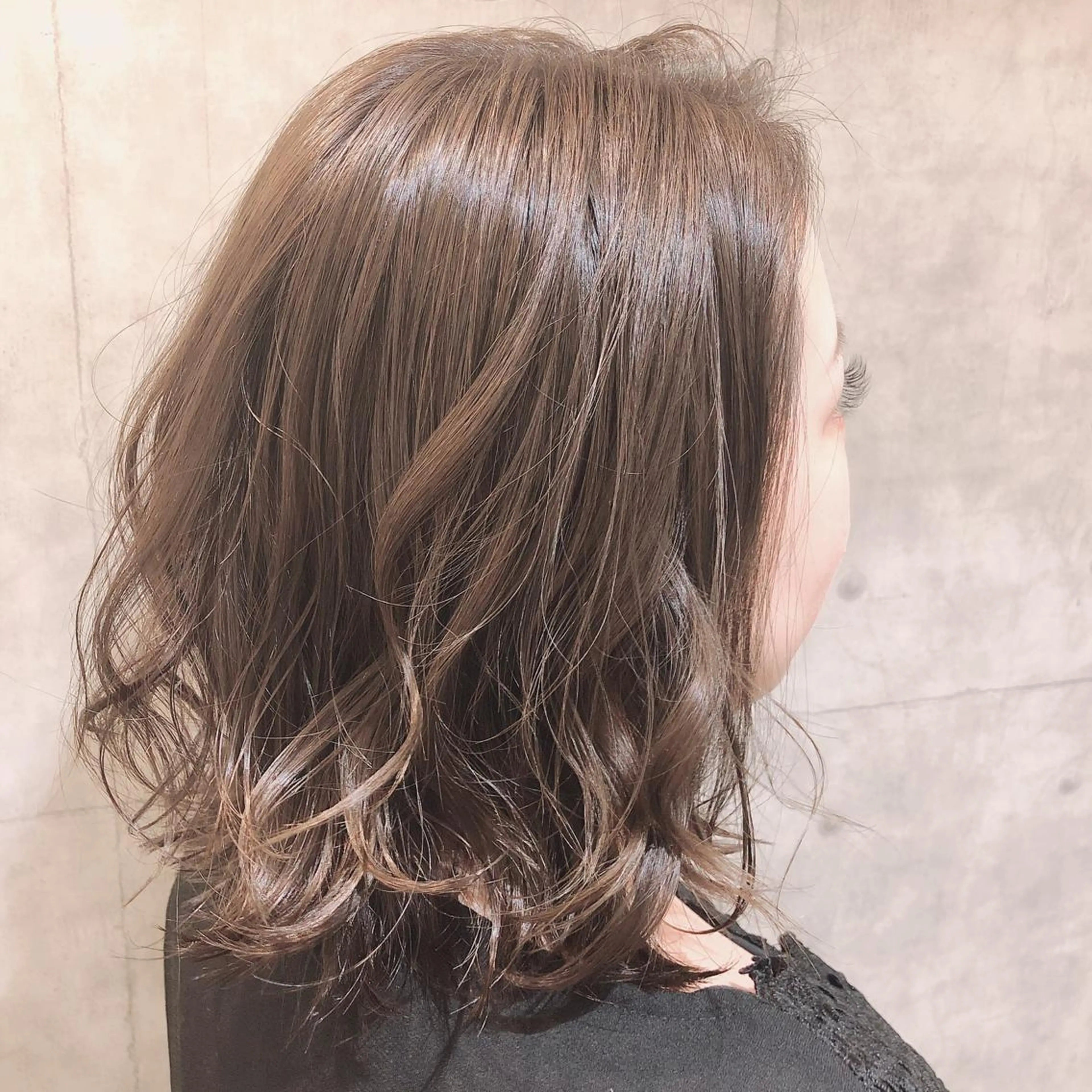 ミディアム 🪞顔周りカット🪞 北里朋子のヘアスタイル