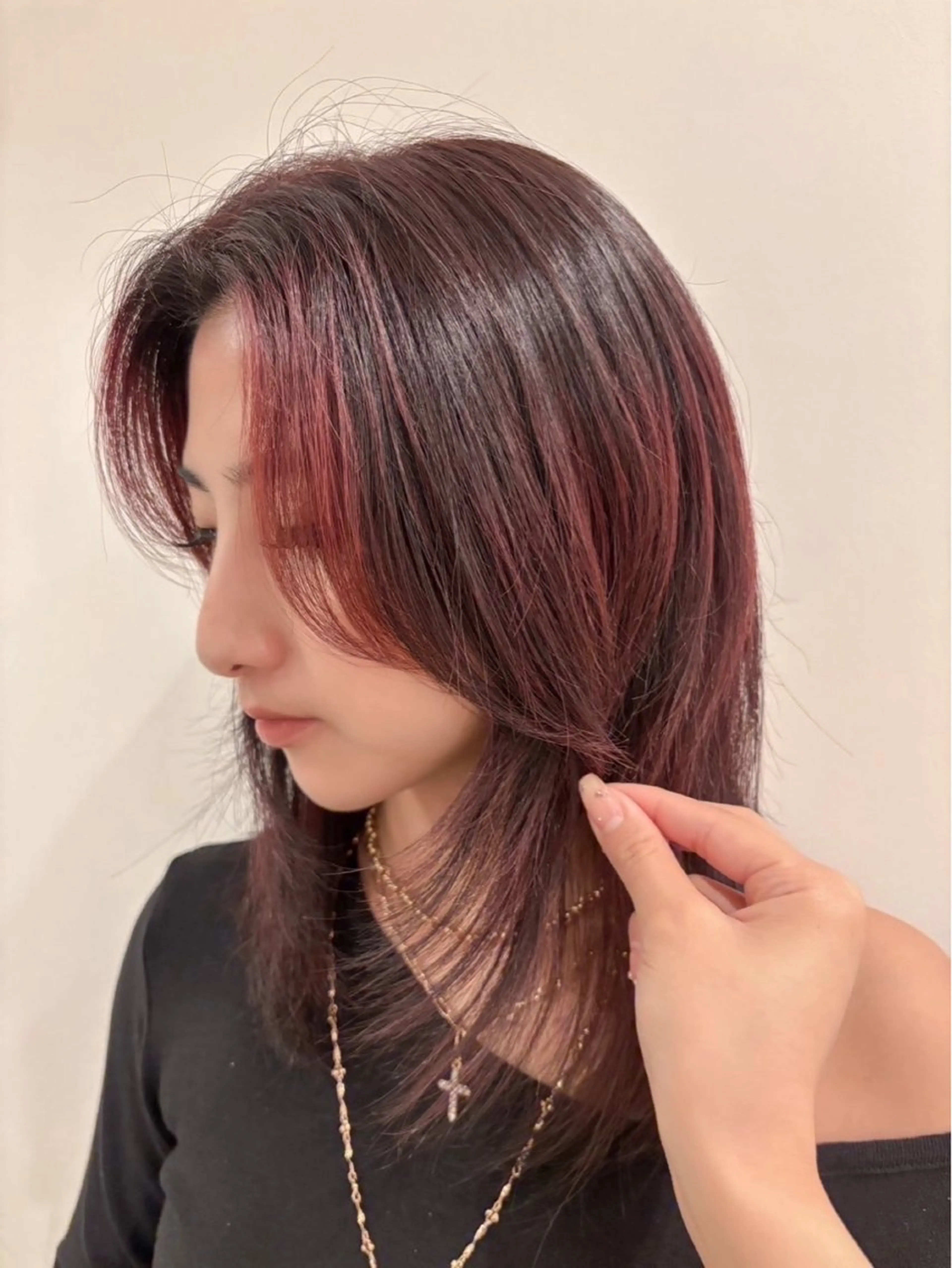 ミディアム シャドウパーマ/ツイ スト/近藤百華🎀のヘアスタイル
