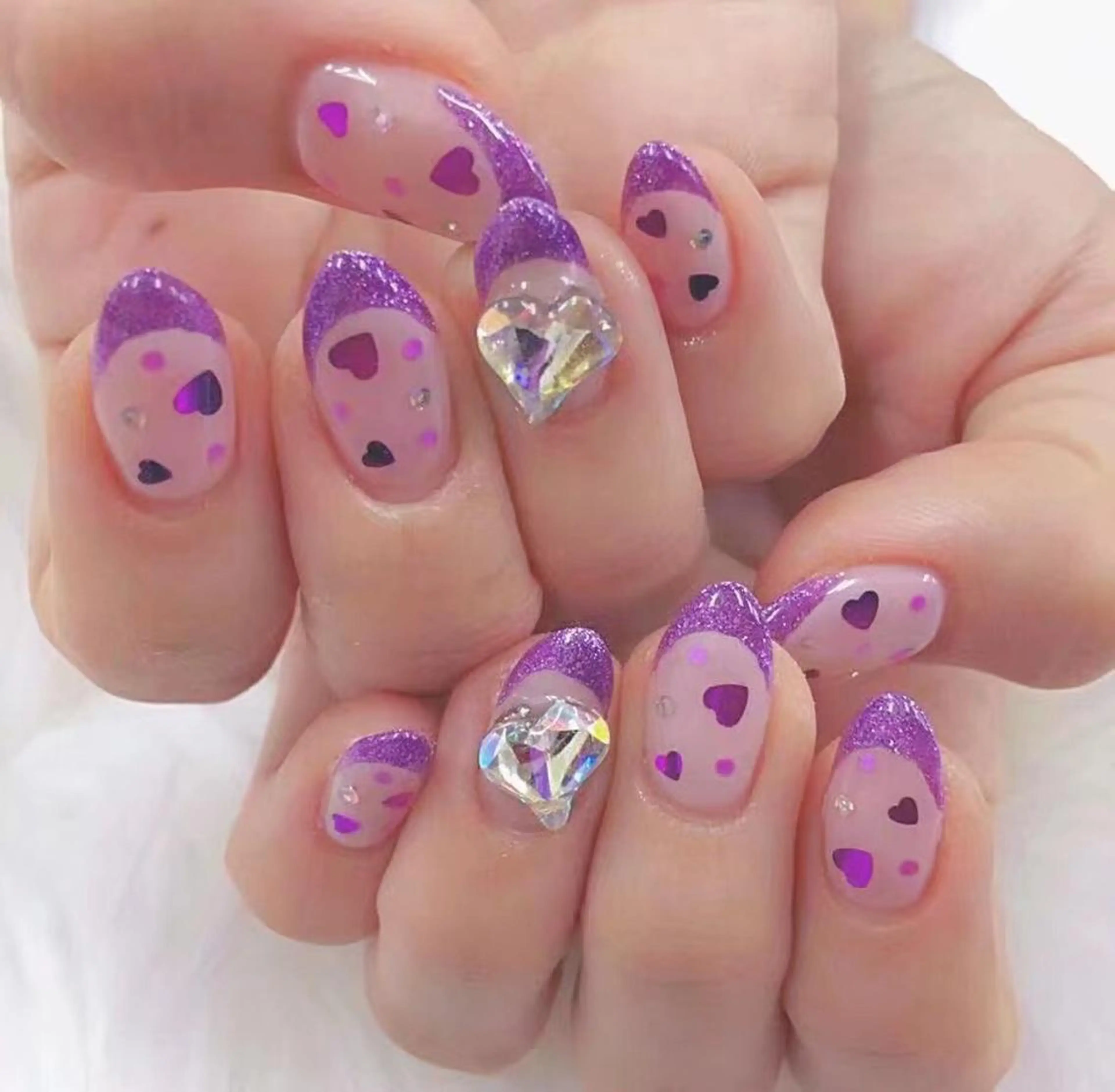 ネイル ハンドネイル MoonNail ユリ🌸のネイルデザイン