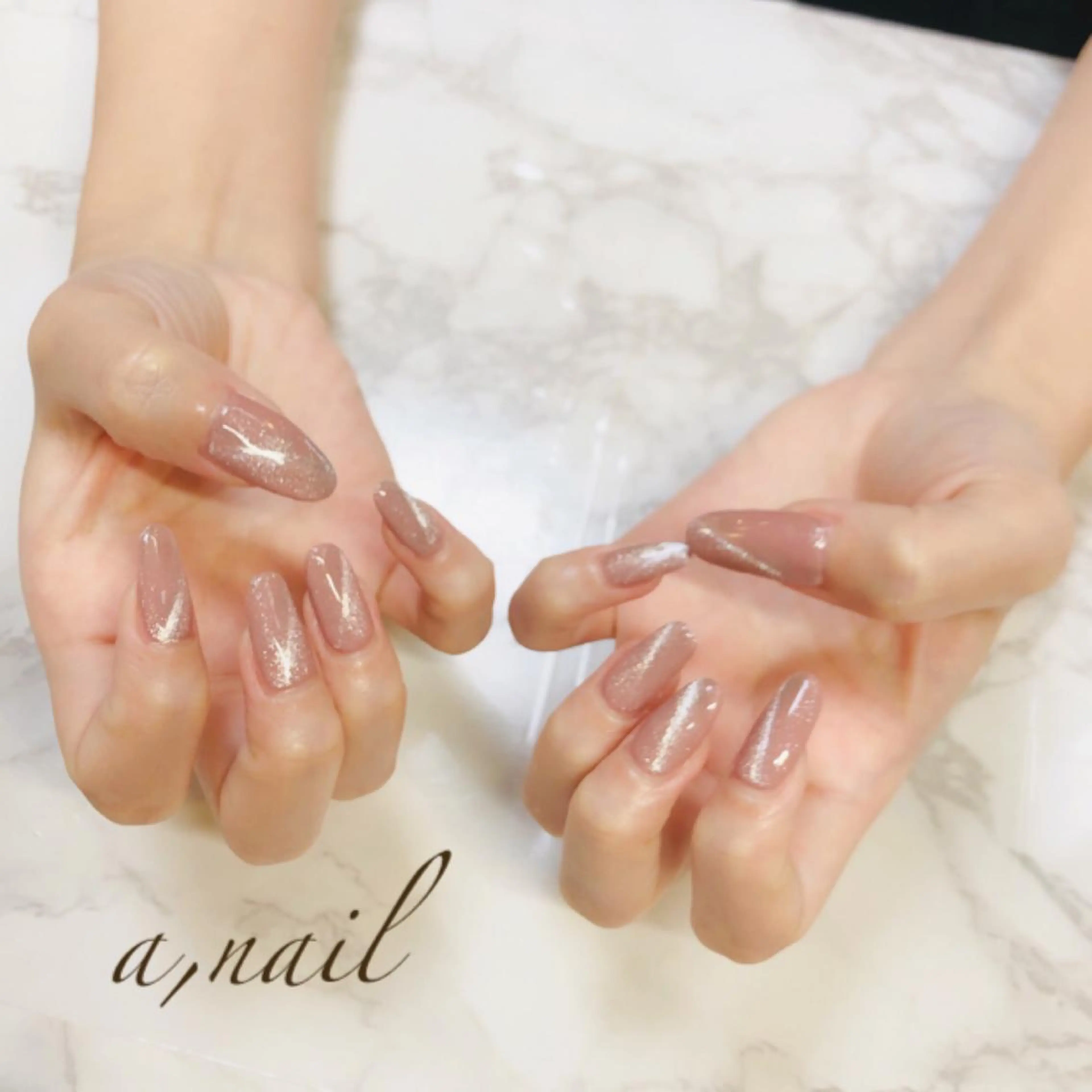 ネイル フットネイル ラメ(グリッター) マグネットネイル ニュアンスネイル オフィスネイル ハンドネイル ネイルサロン エーネイルのネイルデザイン