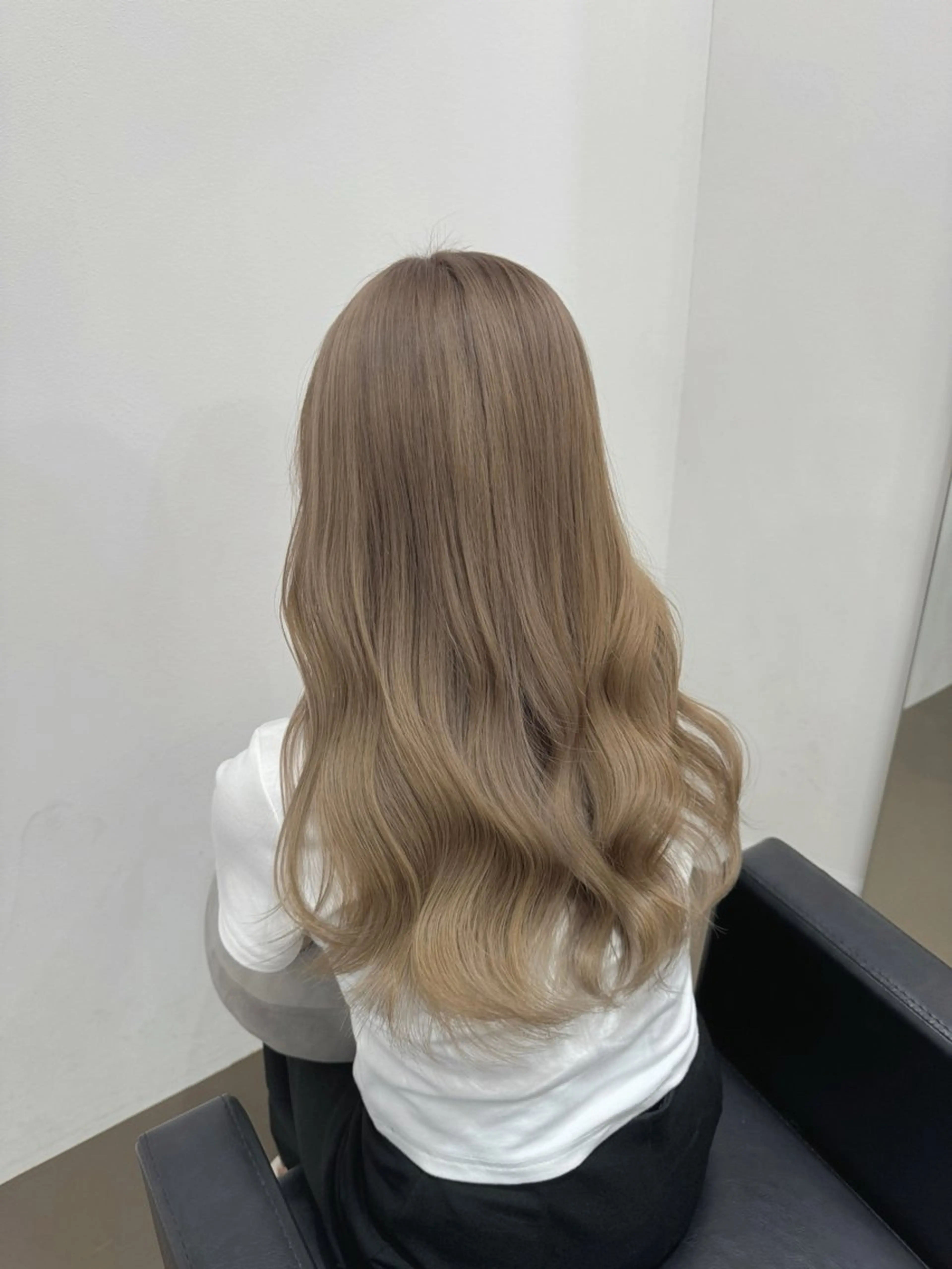 セミロング ✂︎透明感カラー特化 /日和優真✂︎のヘアスタイル