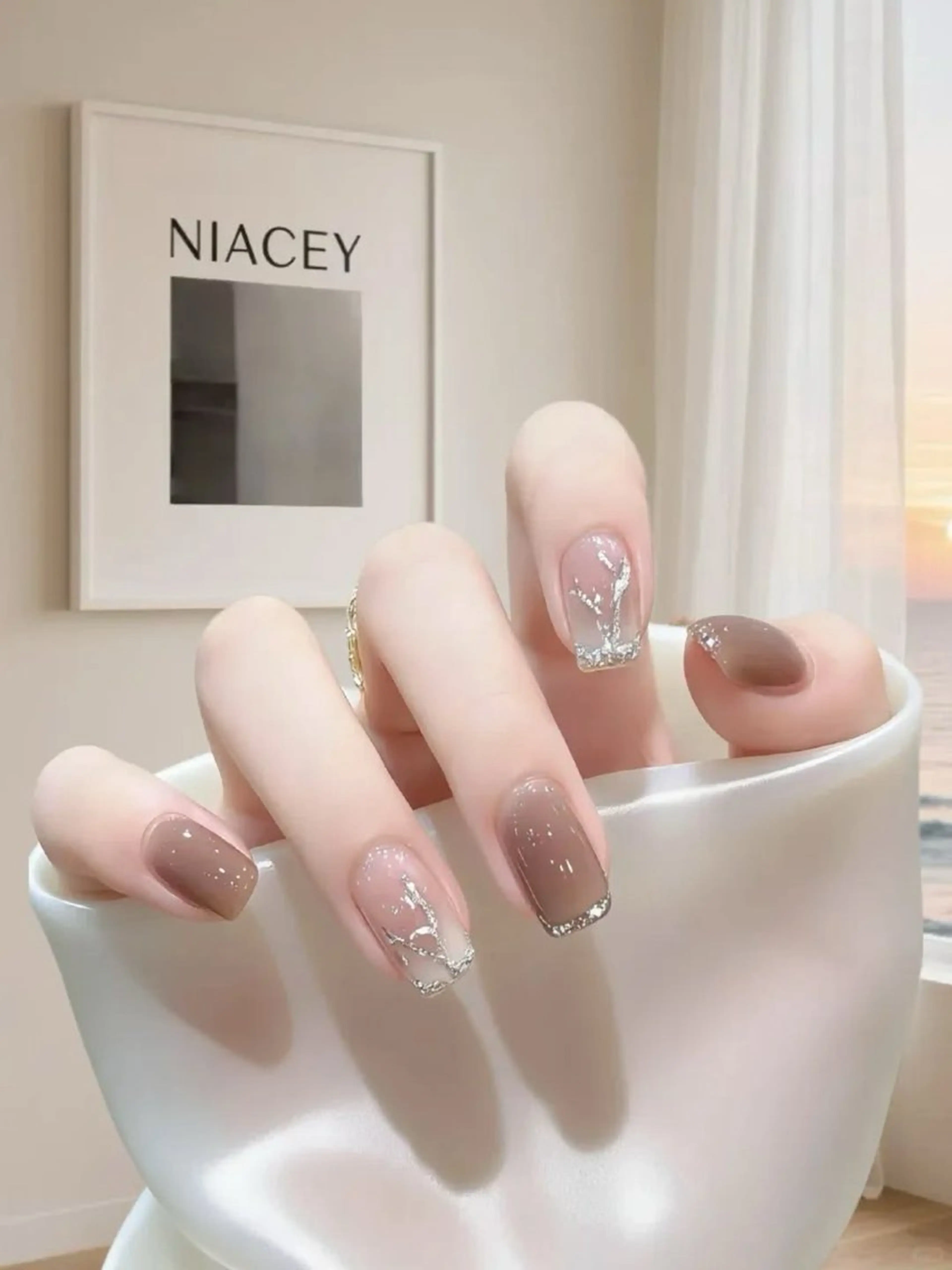 ネイル フットネイル フレンチネイル ジェルネイル キラキラネイル 韓国ネイル ハンドネイル sorako nailのネイルデザイン