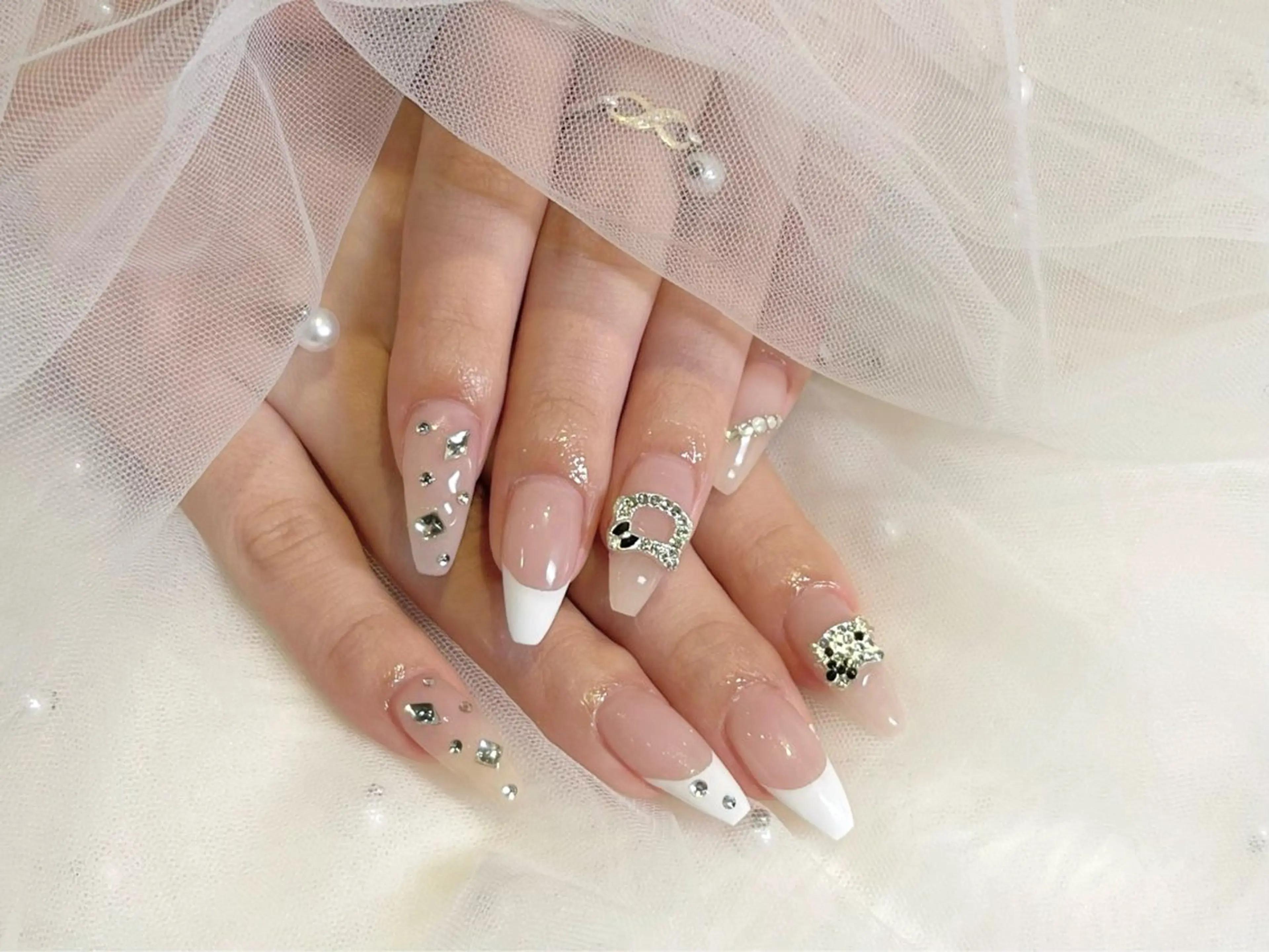 ネイル フレンチネイル ハンドネイル ちゅるんネイル ✨🎀AMIのネイルデザイン