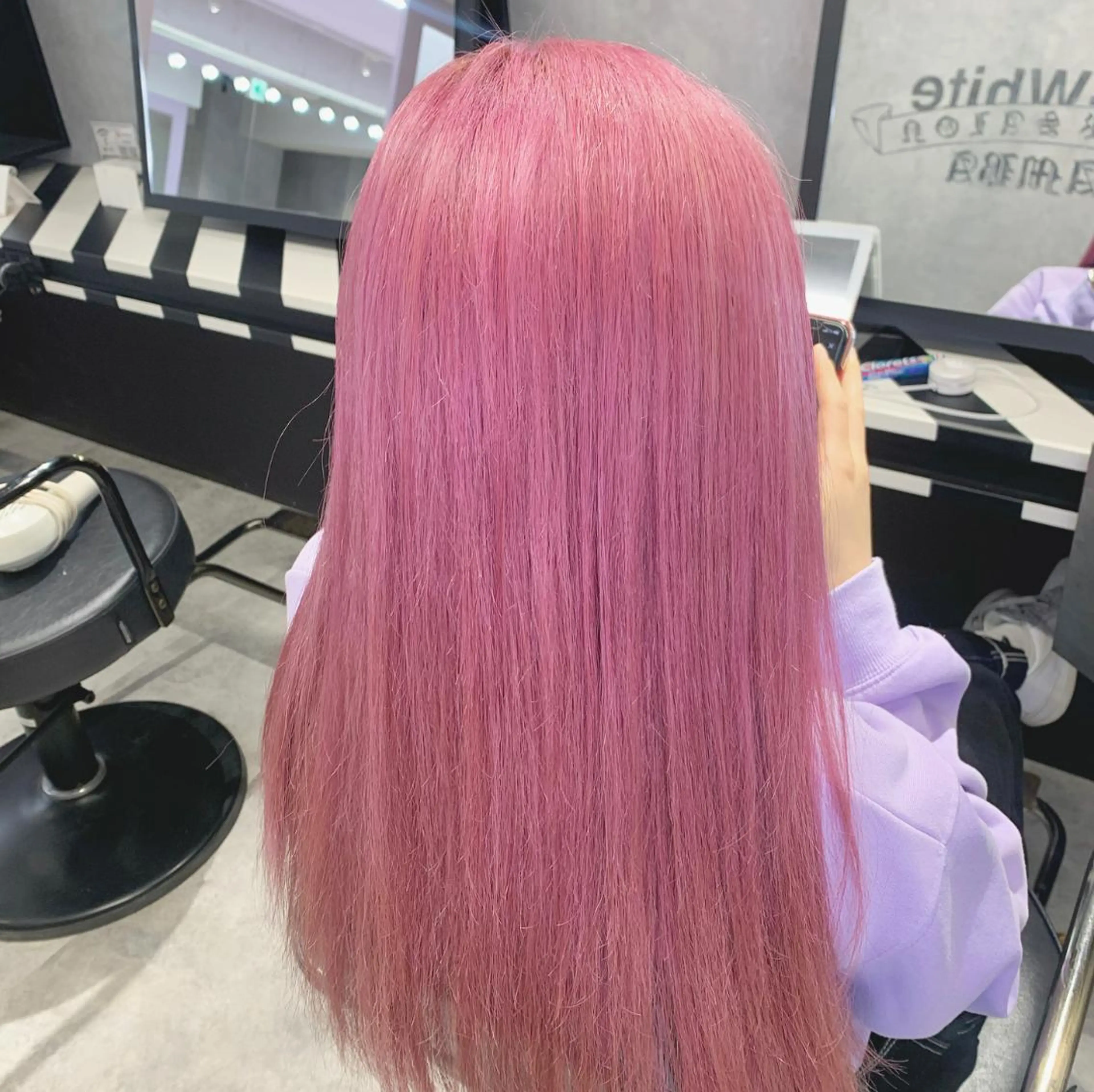 ロング ブリーチ&エクステ 🥀ケアカラー特化のヘアスタイル