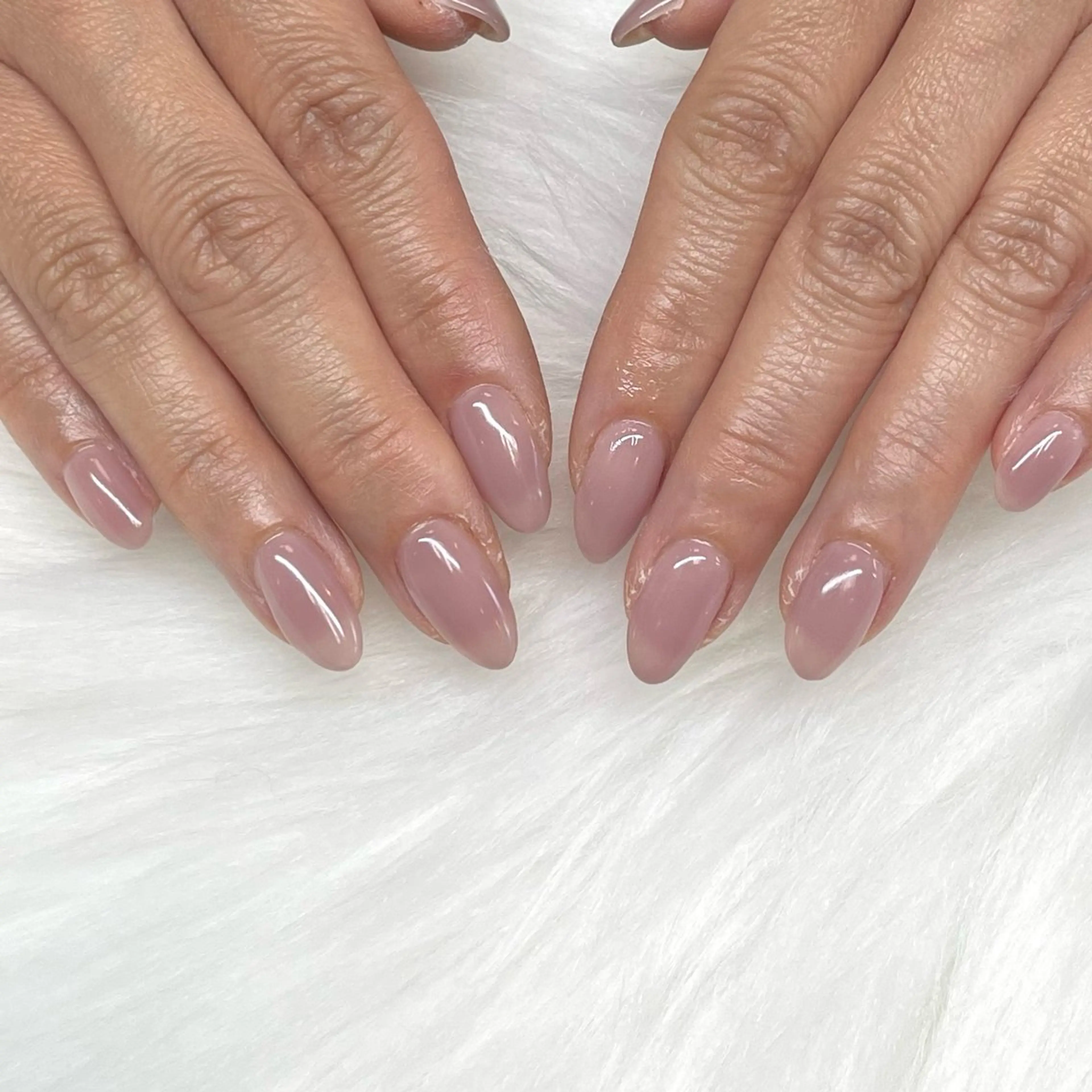 ネイル ワンカラーネイル ピンク Lealea nのネイルデザイン