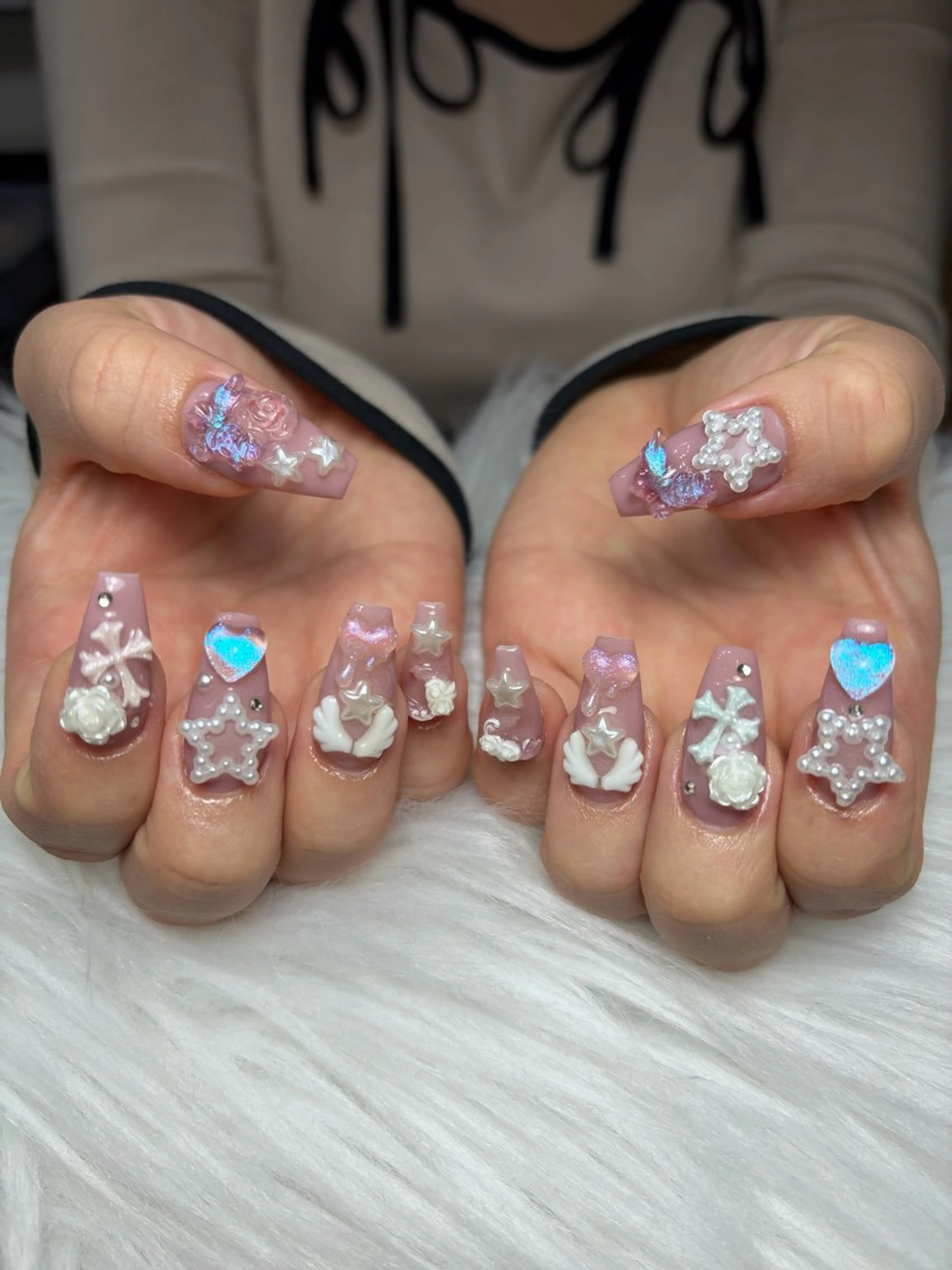 ネイル アートネイル 長さ出し ジェルネイル マグネットネイル ニュアンスネイル ハンドネイル Cloudy Chan Nailのネイルデザイン