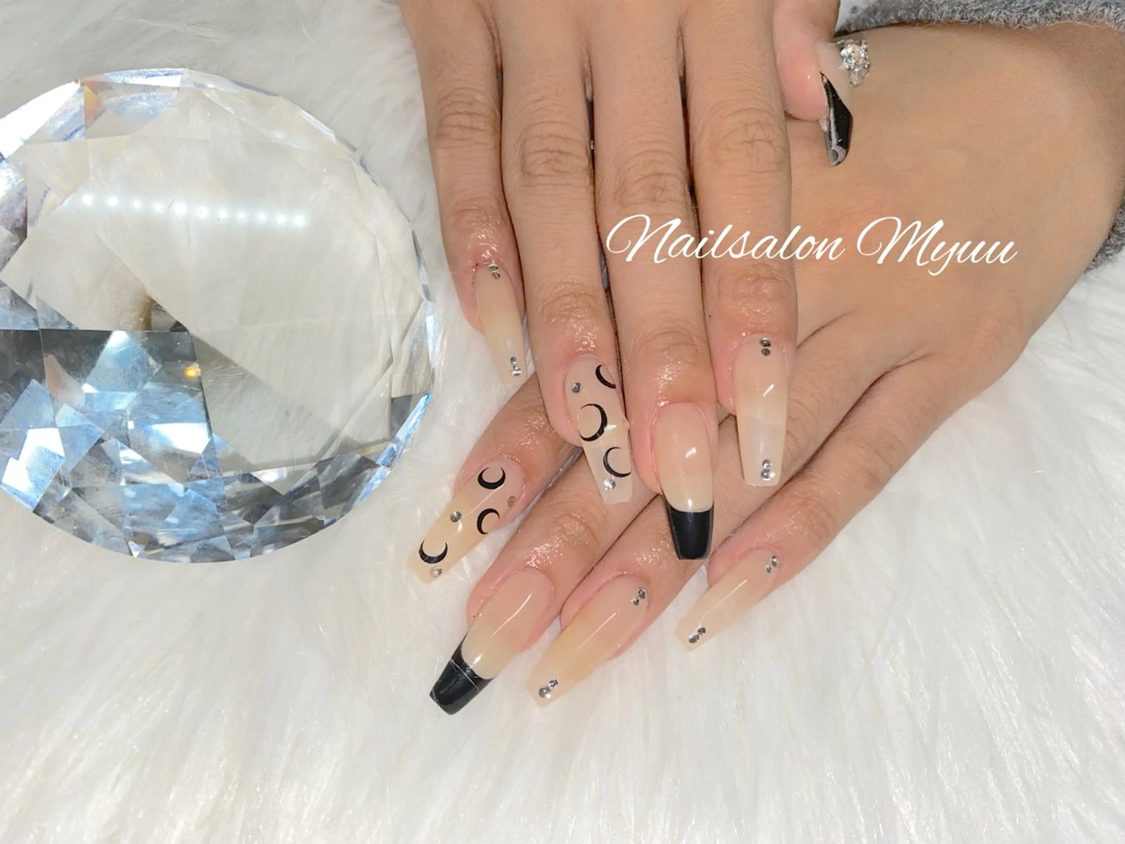 ネイル ロングネイル 持ち込み スカルプネイル ネイルチップ ハンドネイル Nailsalon Myuu笠原のネイルデザイン