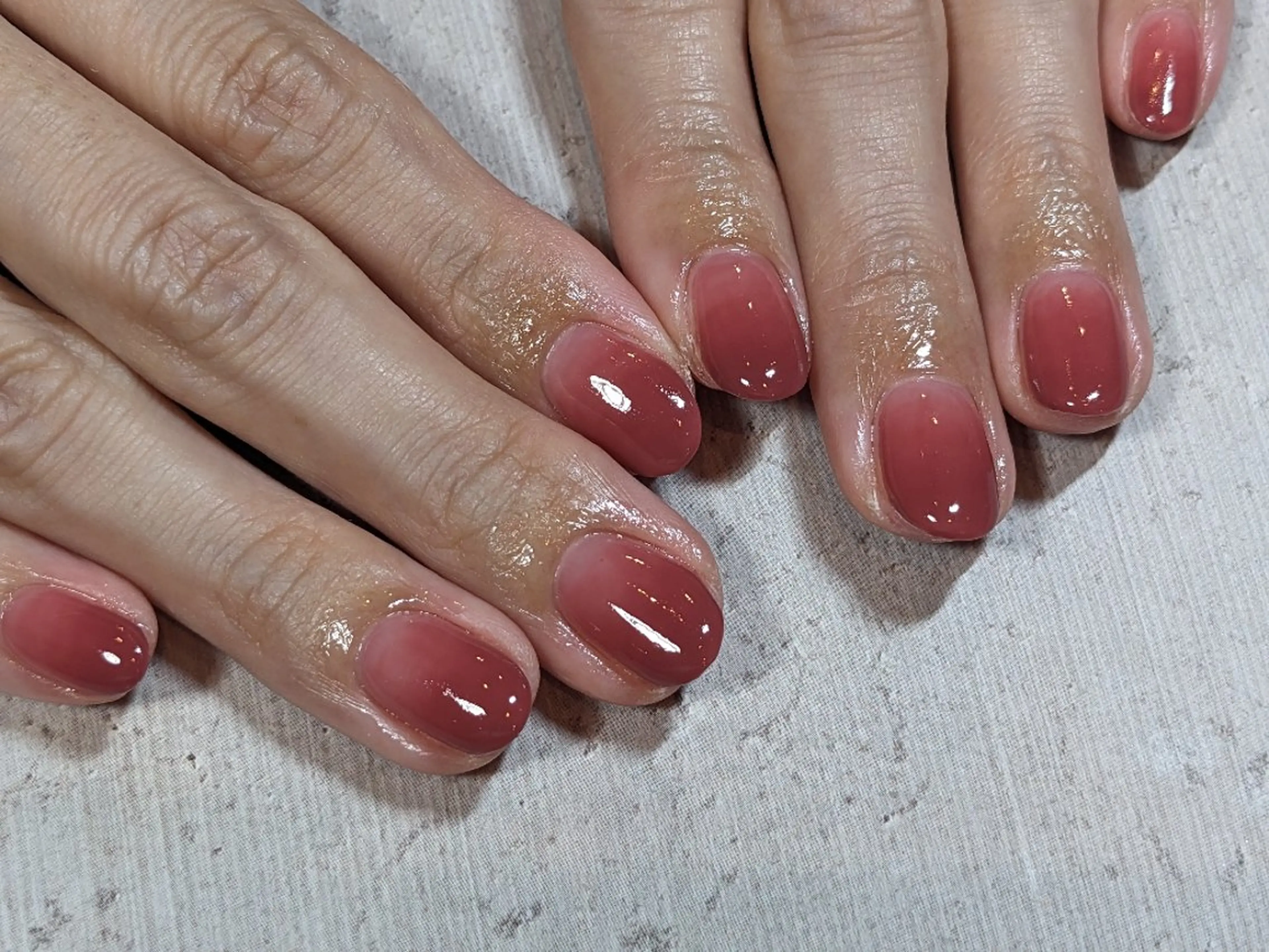 ネイル グラデーション ウダズシェイプス 〜柏ネイルサロン〜のネイルデザイン