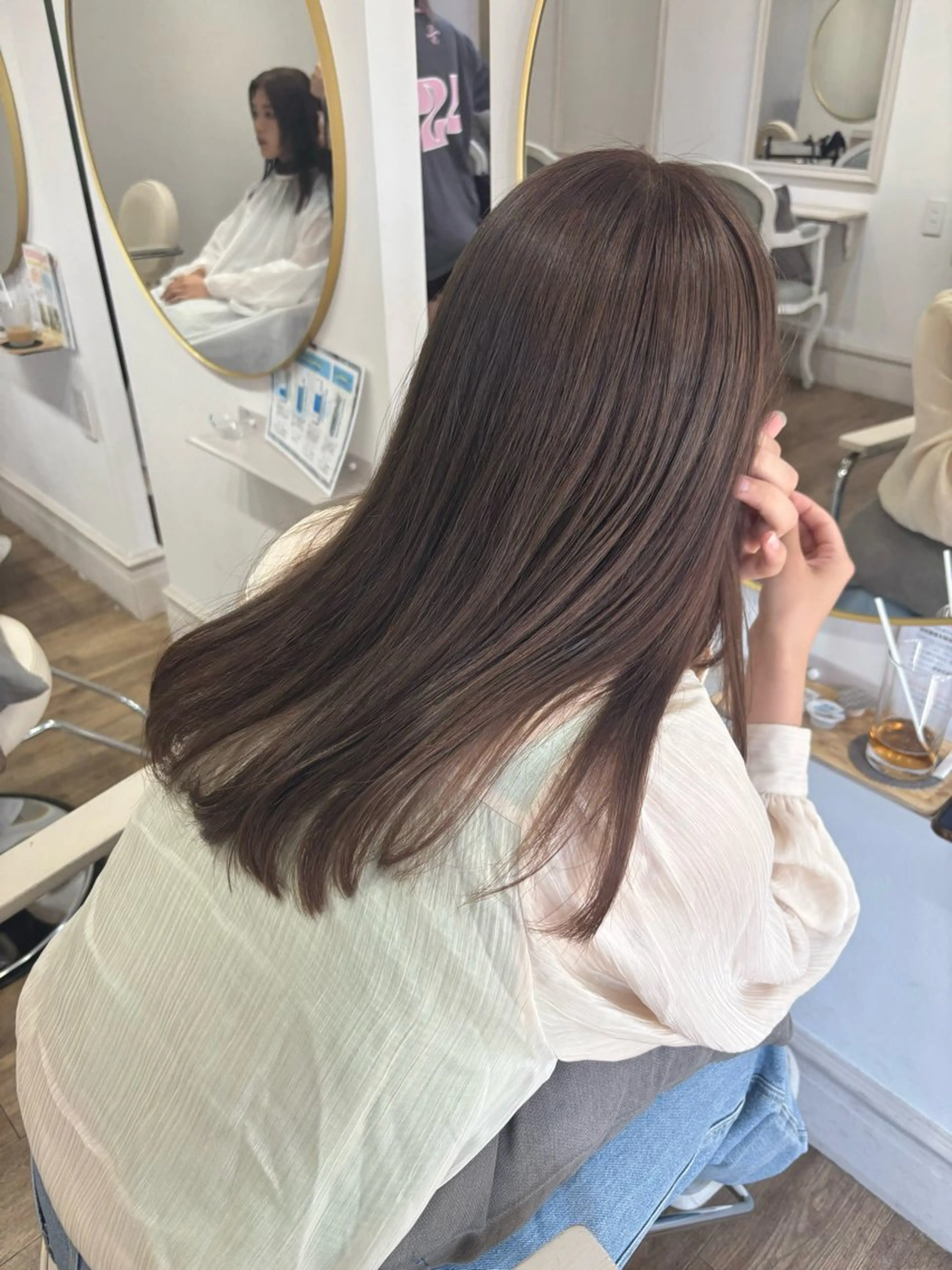 《迷ったらこれ❣️》【前髪カット✂️+☁️ダメージ軽減イルミナカラー⟡.·+保湿TR付き🧴🤍】の写真