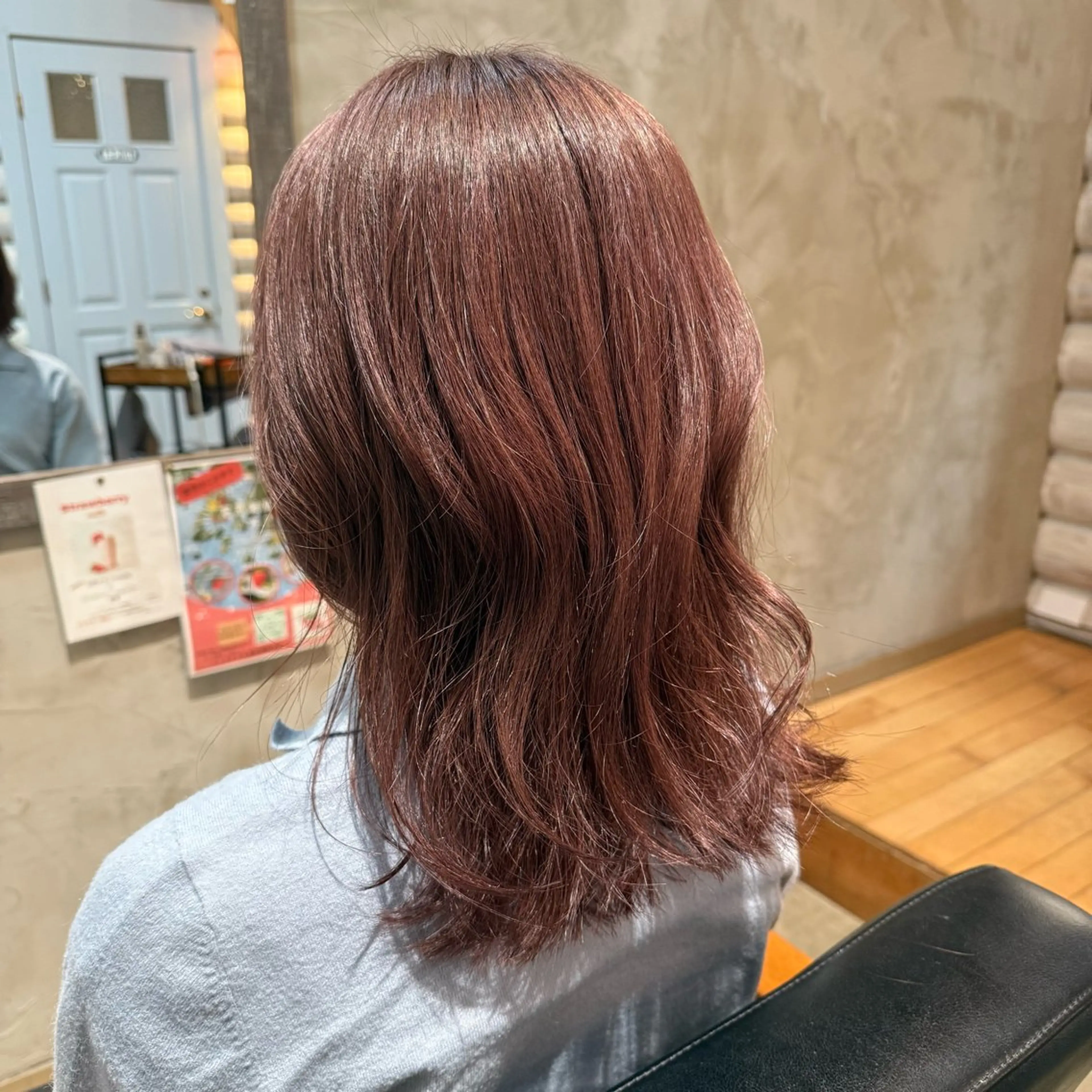 セミロング カット ヘアカラー トリートメント 辻 里奈のヘアスタイル