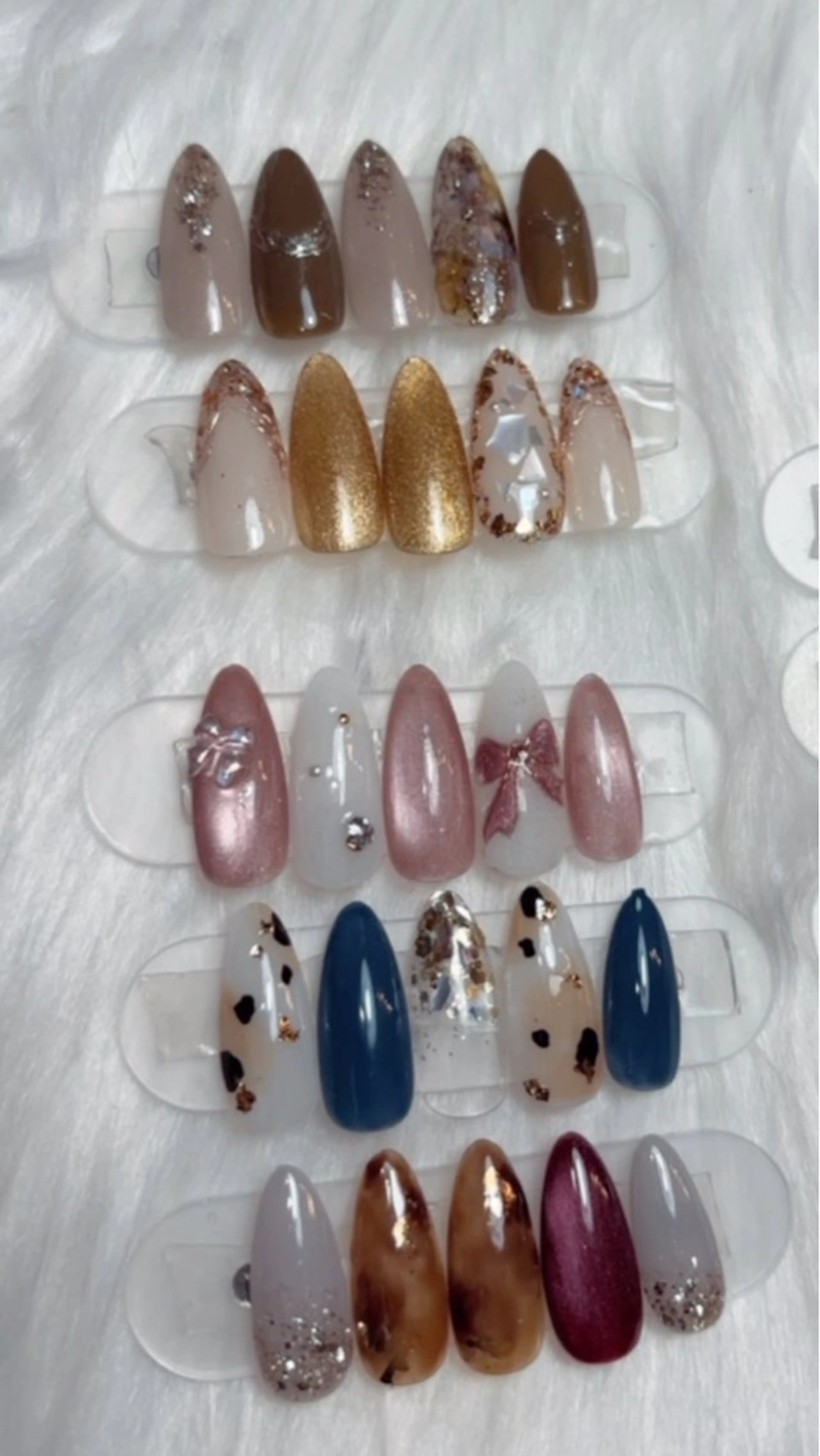 ネイル Lino𓂃⟡.· Chizuruのネイルデザイン