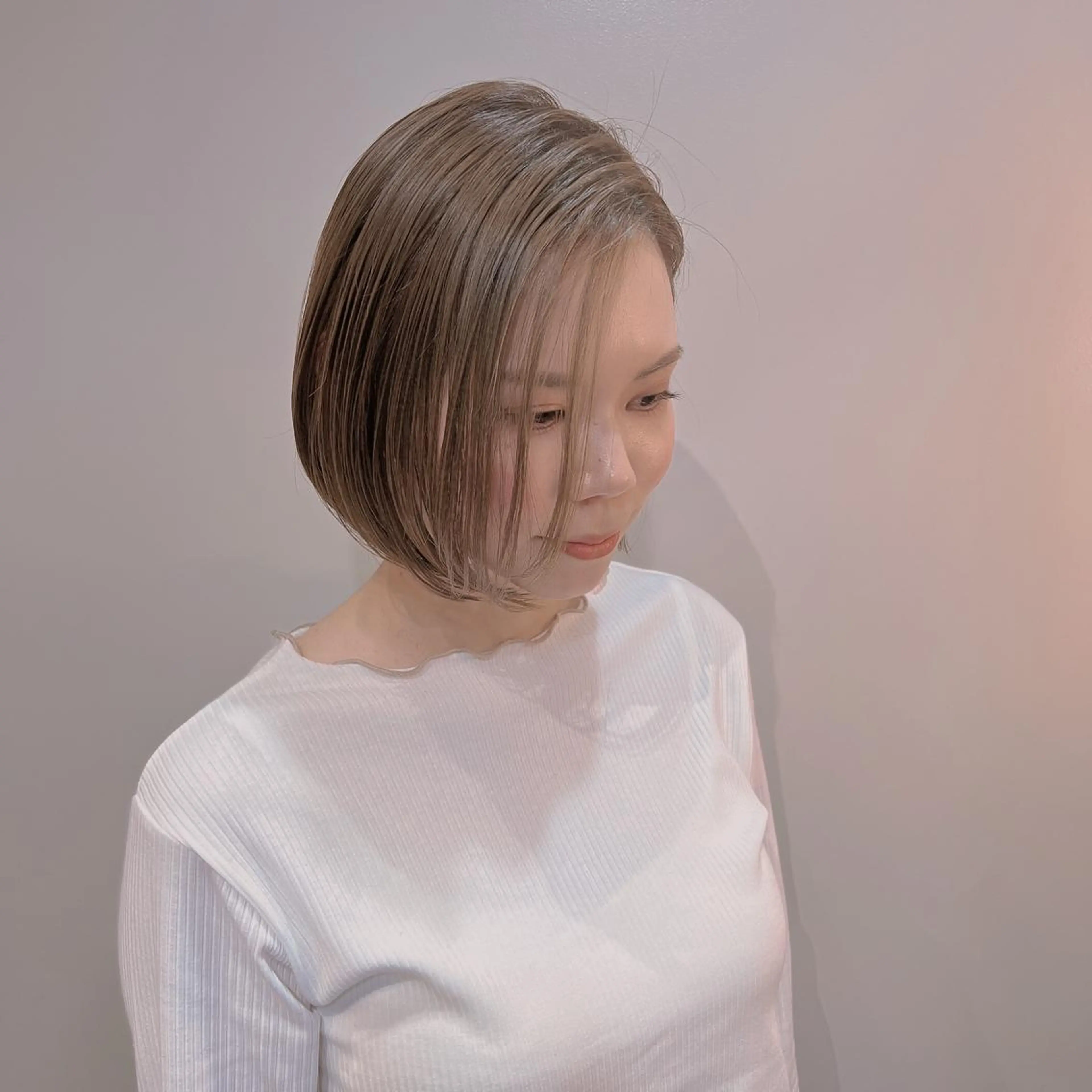 ミディアム カット ヘアカラー トリートメント パーソナルカラー lapiax阿部のヘアスタイル