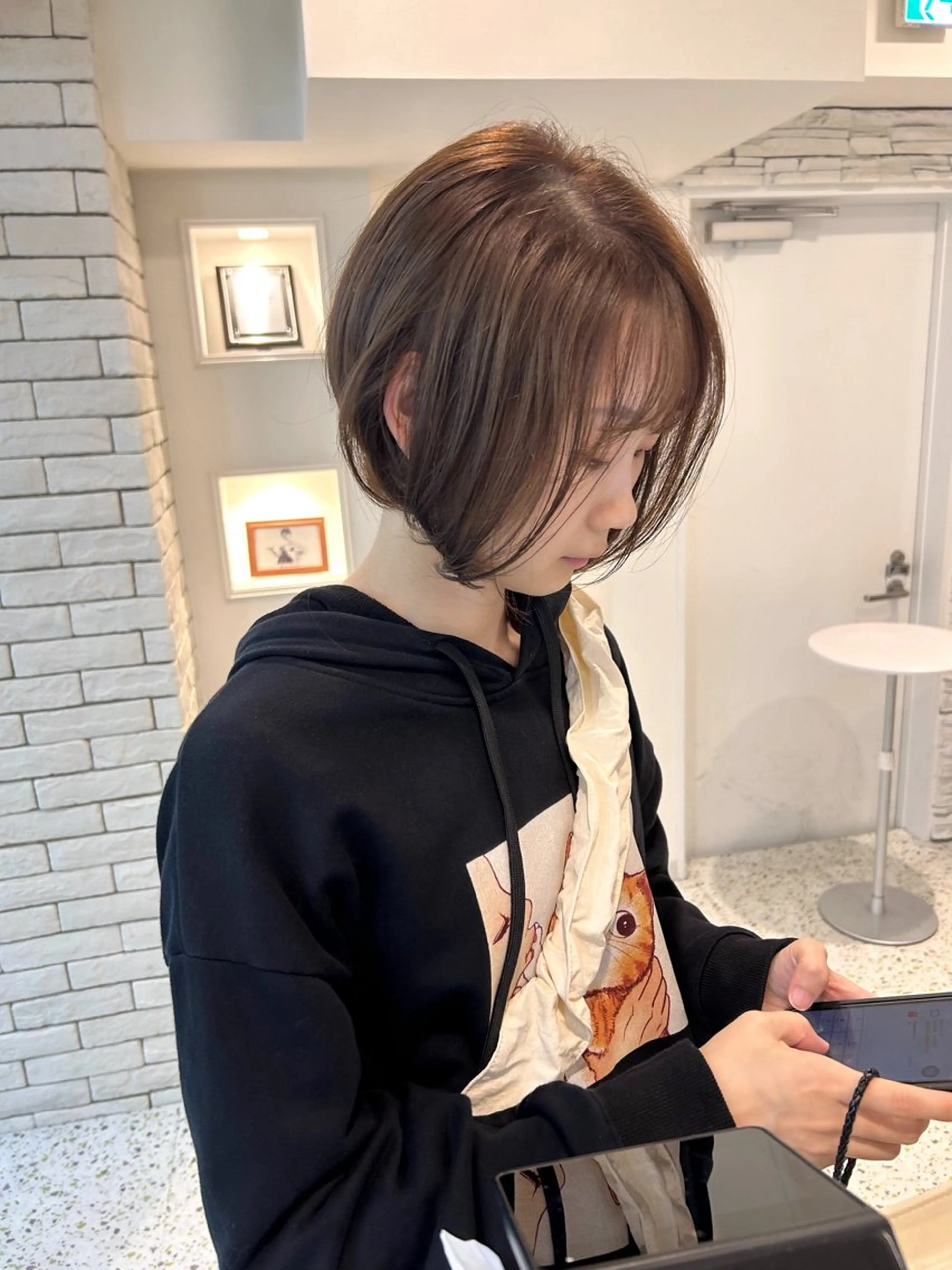 ショート 透明感カラー 莉々子のヘアスタイル