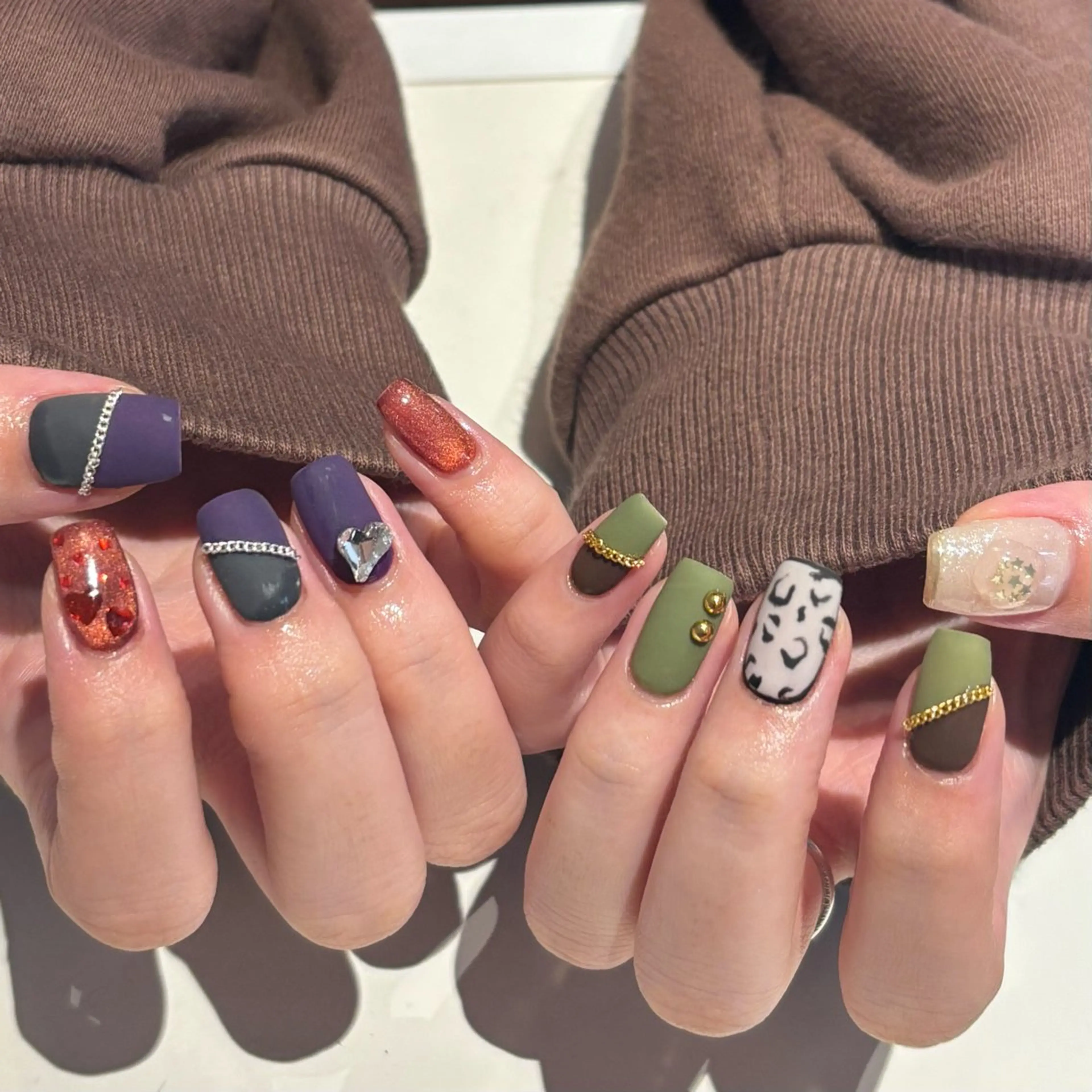 ネイル ハンドネイル 石川 萌香のネイルデザイン