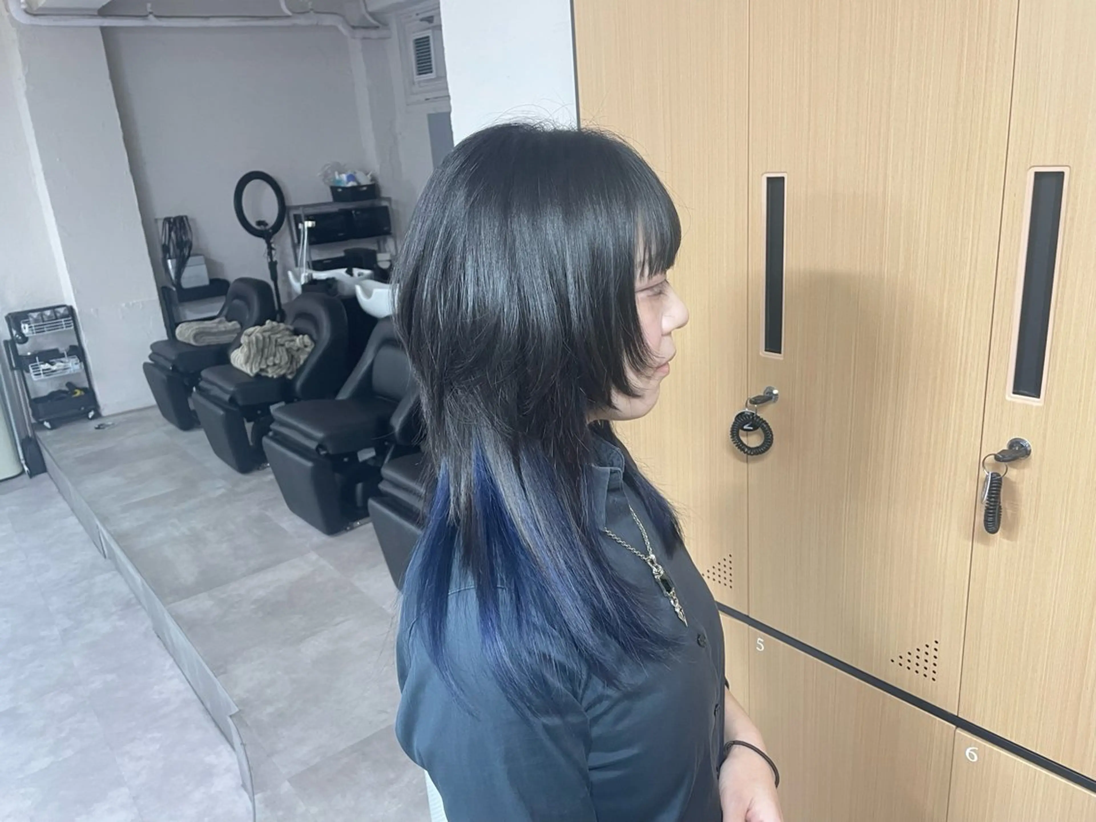 セミロング ウルフカット ヘアカラー トリートメント tokute 中野真咲🐺のヘアスタイル