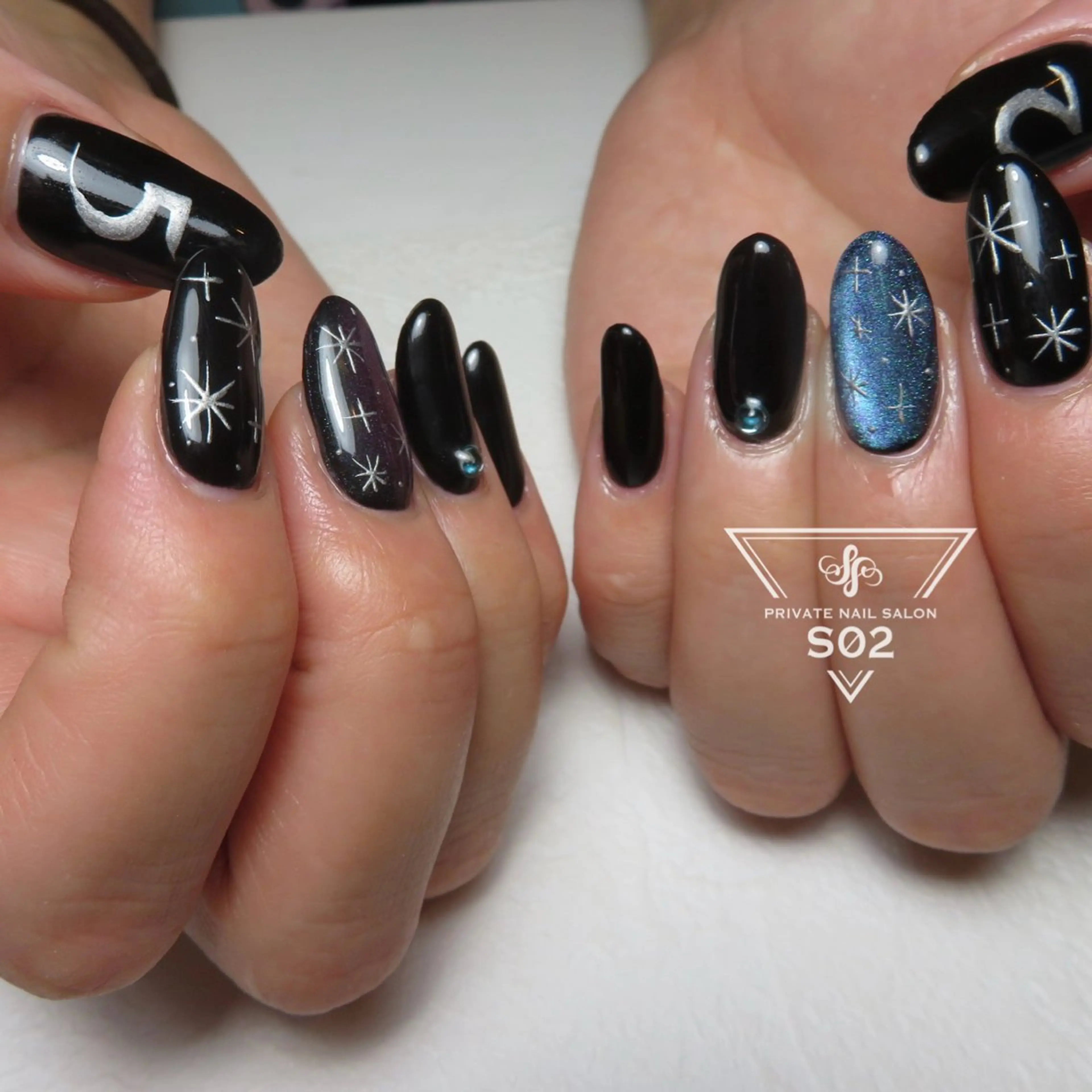 ネイル S02 𝙲𝚑𝚒𝚎のネイルデザイン