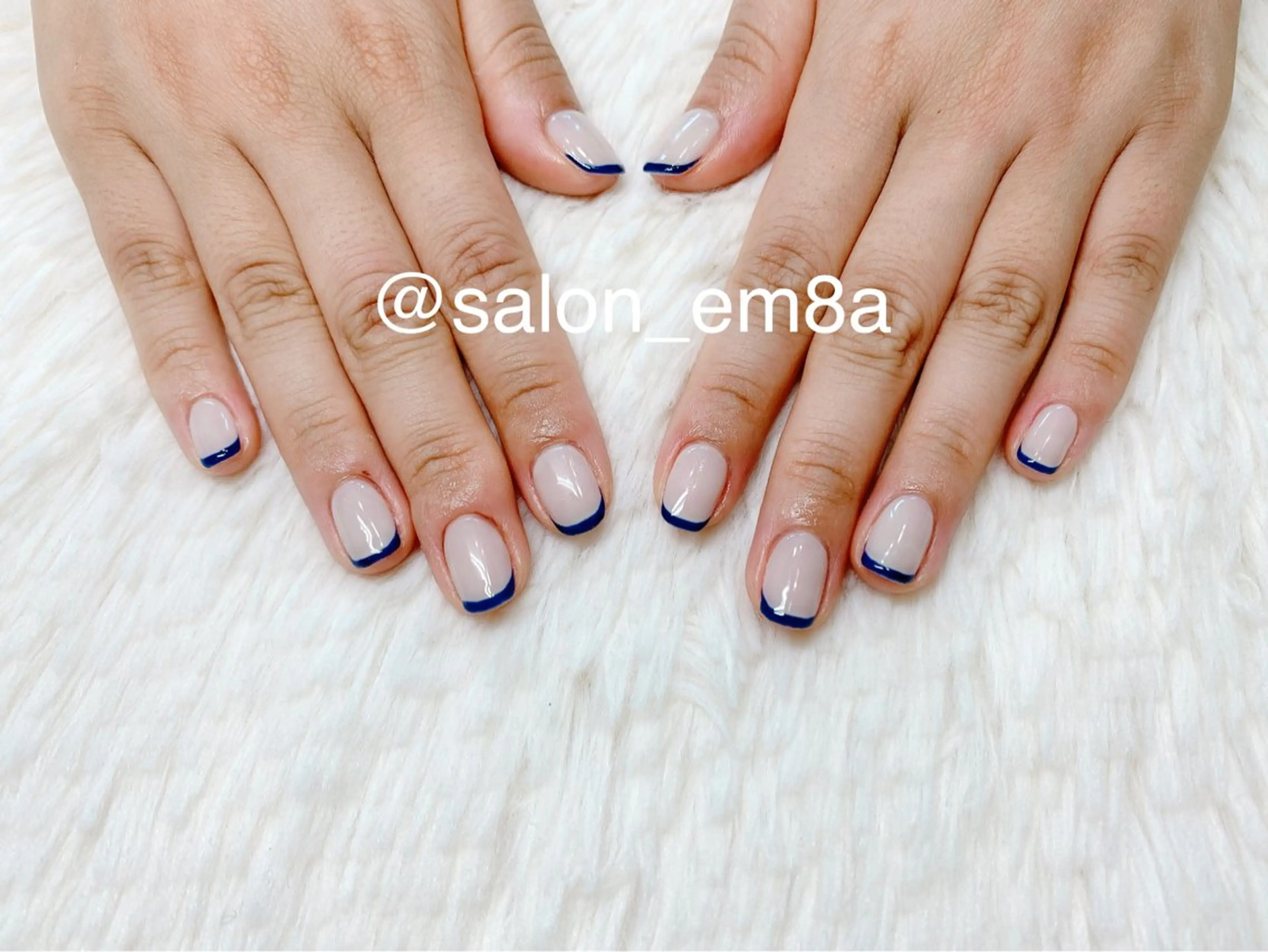 ネイル フレンチネイル ジェルネイル オフィスネイル salon EM&A emiのネイルデザイン