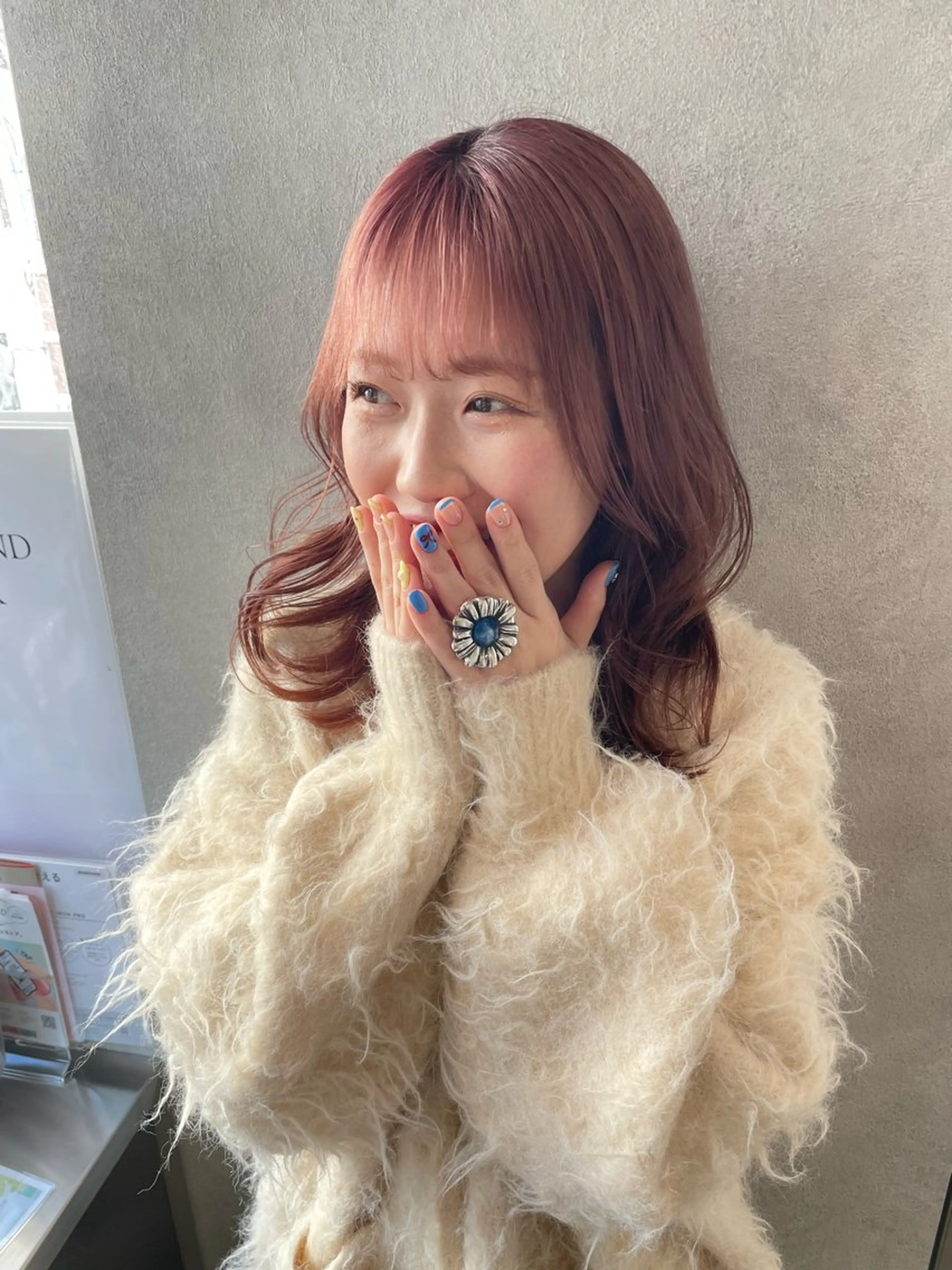 ミディアム カラー ブリーチ ケアブリーチ ピンクカラー ヘアカラー ナチュラル透明感🌱 小山美樹子のヘアスタイル