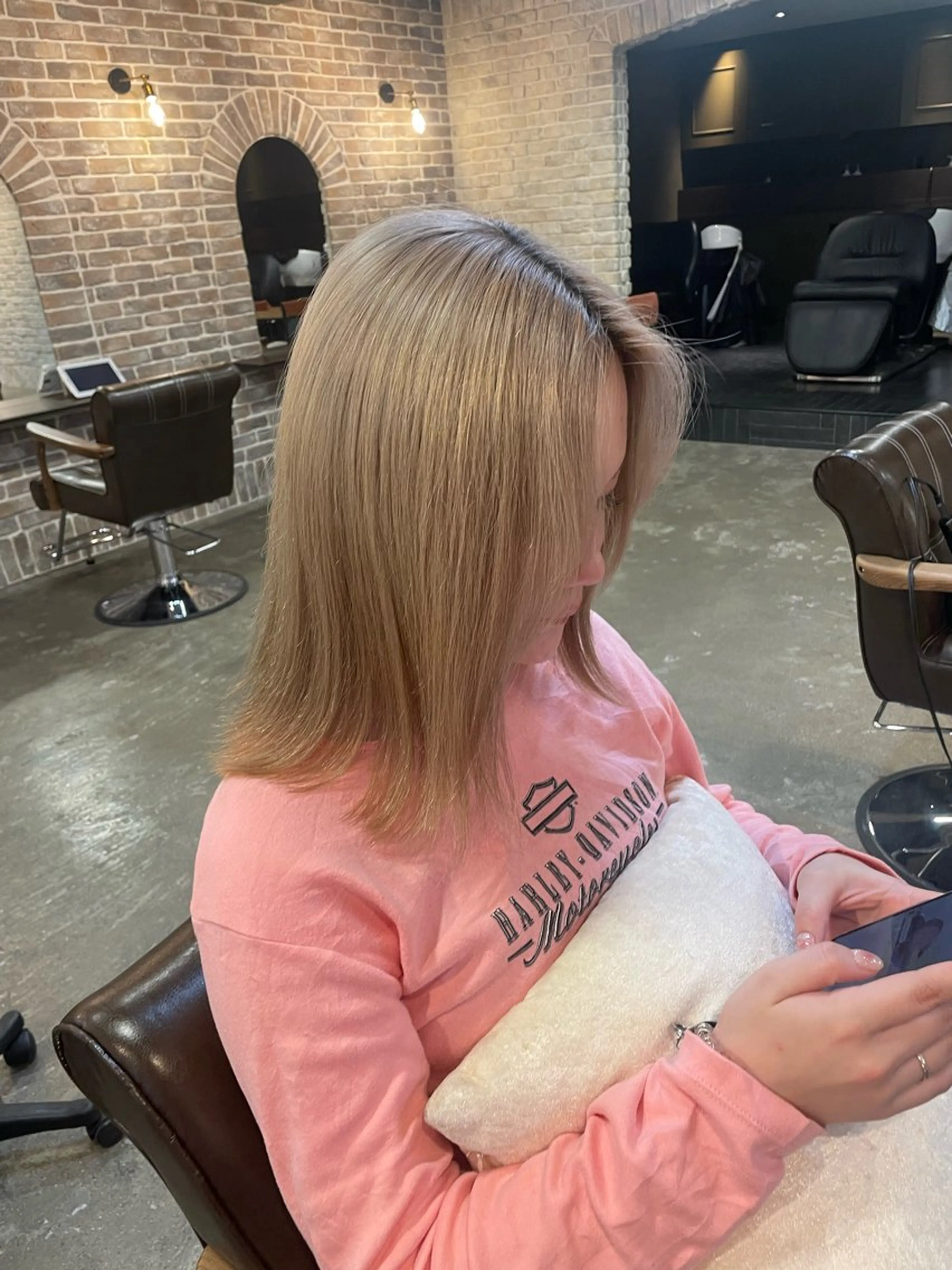 ミディアム ヘアカラー トリートメント acroあべの店所属・🧸顔周りカット /透明感🎀のヘアスタイル