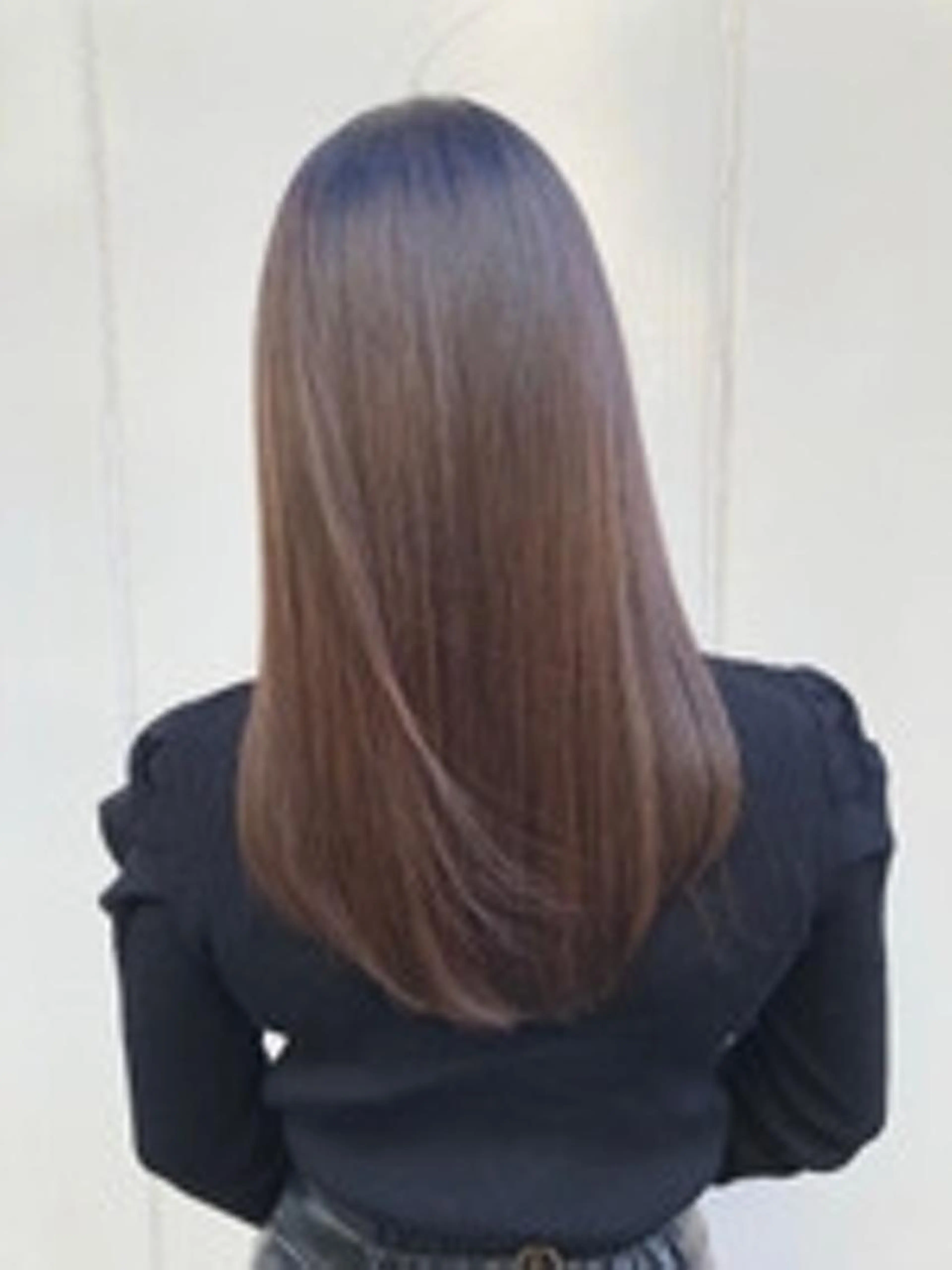 縮毛矯正 （鎖骨下からロング料金＋1,000円頂いております。ご了承下さい)の写真