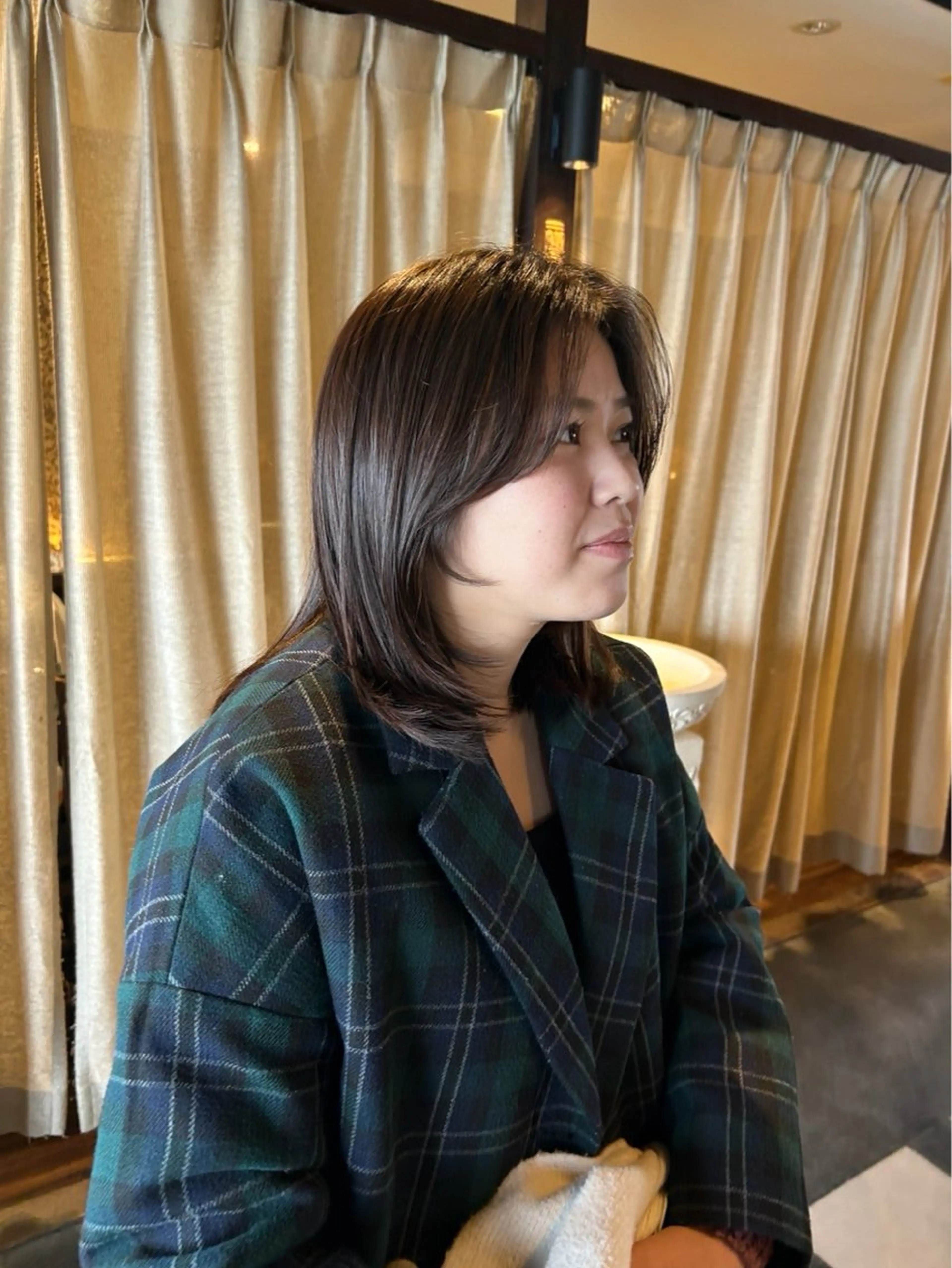 セミロング 茅ヶ崎/ヘアカラー 髪質改善/airiのヘアスタイル