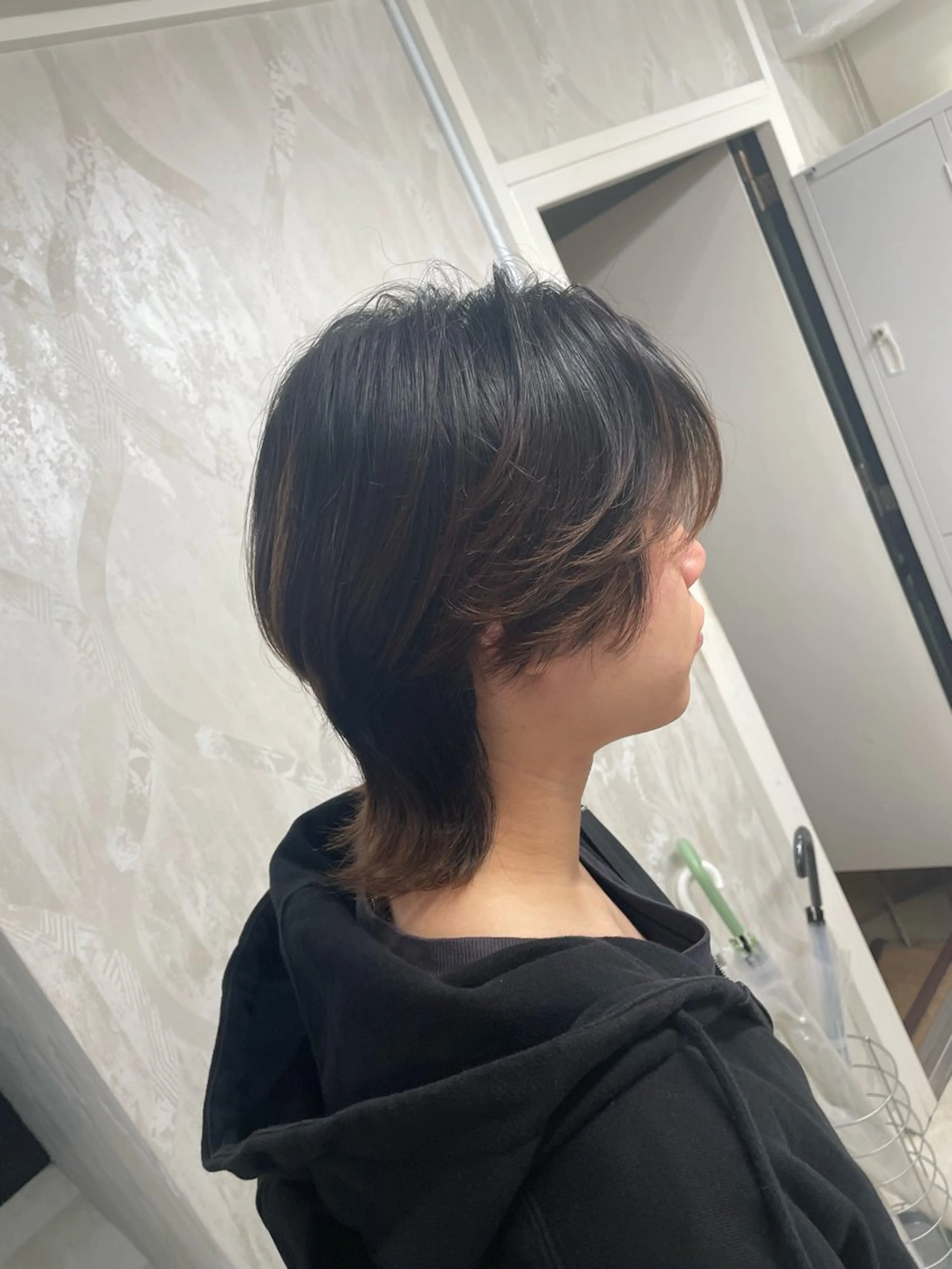メンズ メンズウルフカット ウルフカット 🩵ハイトーン/ レイヤーYUZU🩵のヘアスタイル