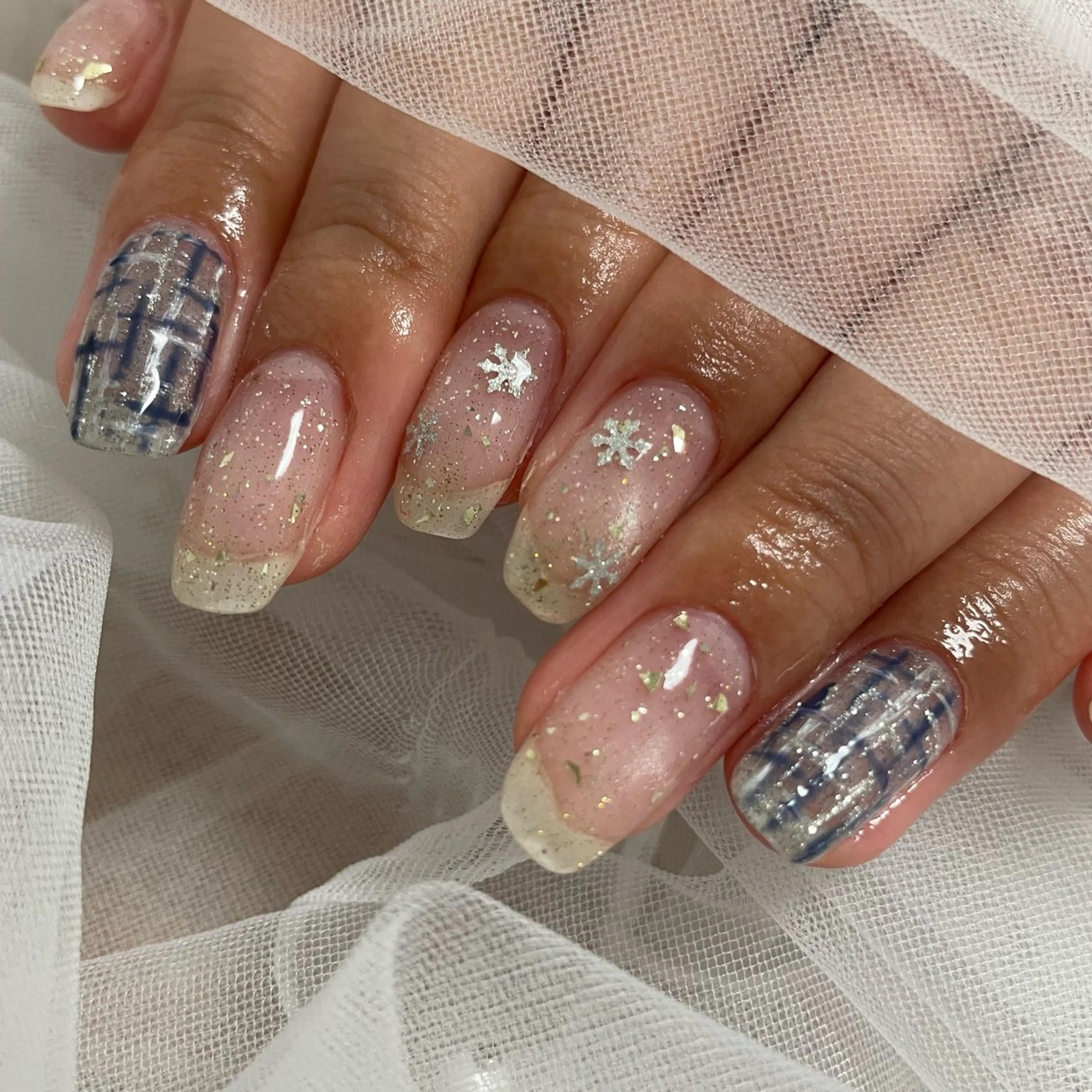 ネイル ハンドネイル ecrin.ネイル 新HBLの眉毛・アイブロウイメージ