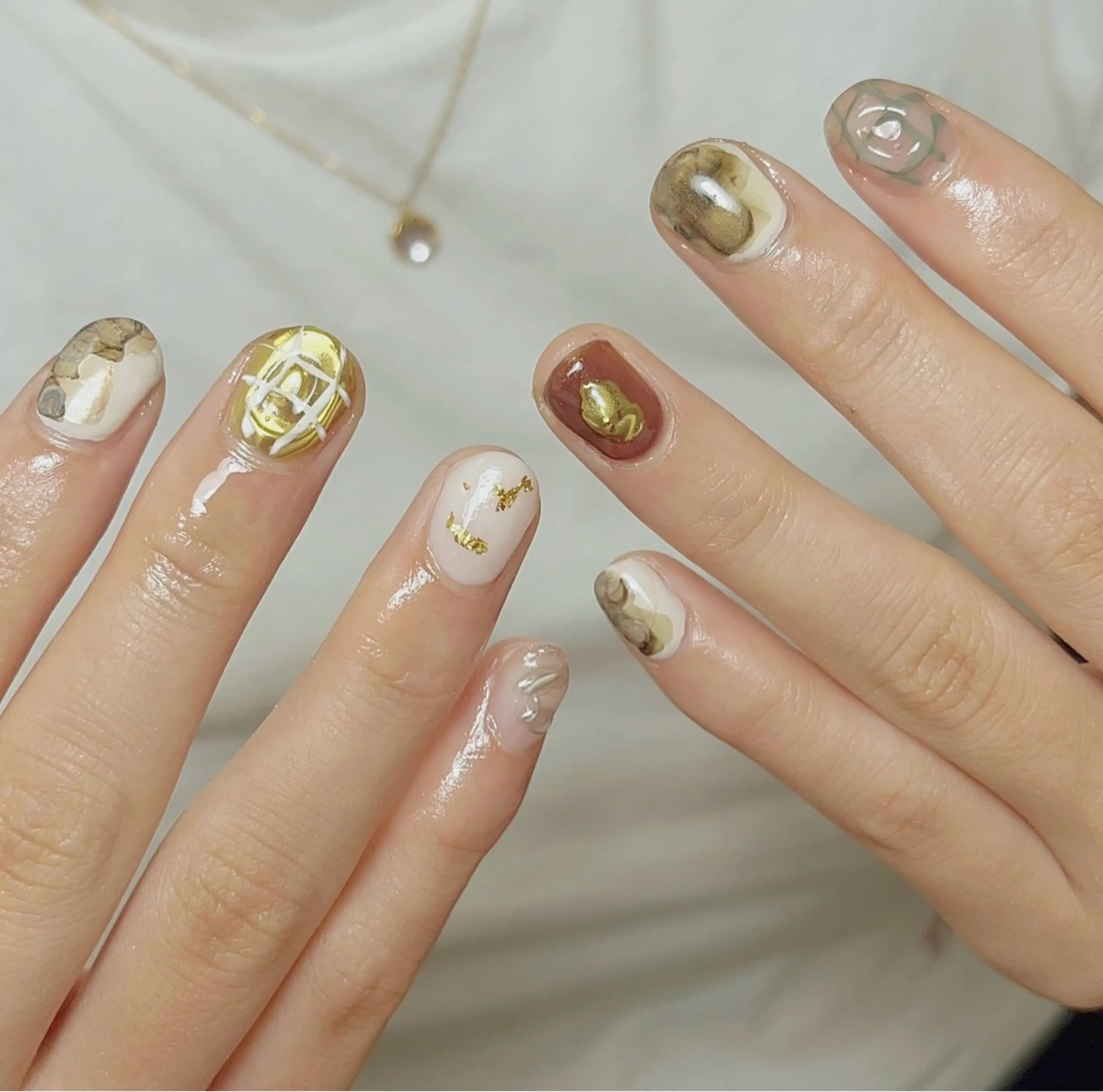 ネイル ハンドネイル フットネイル gypsofia ジプソフィアのネイルデザイン