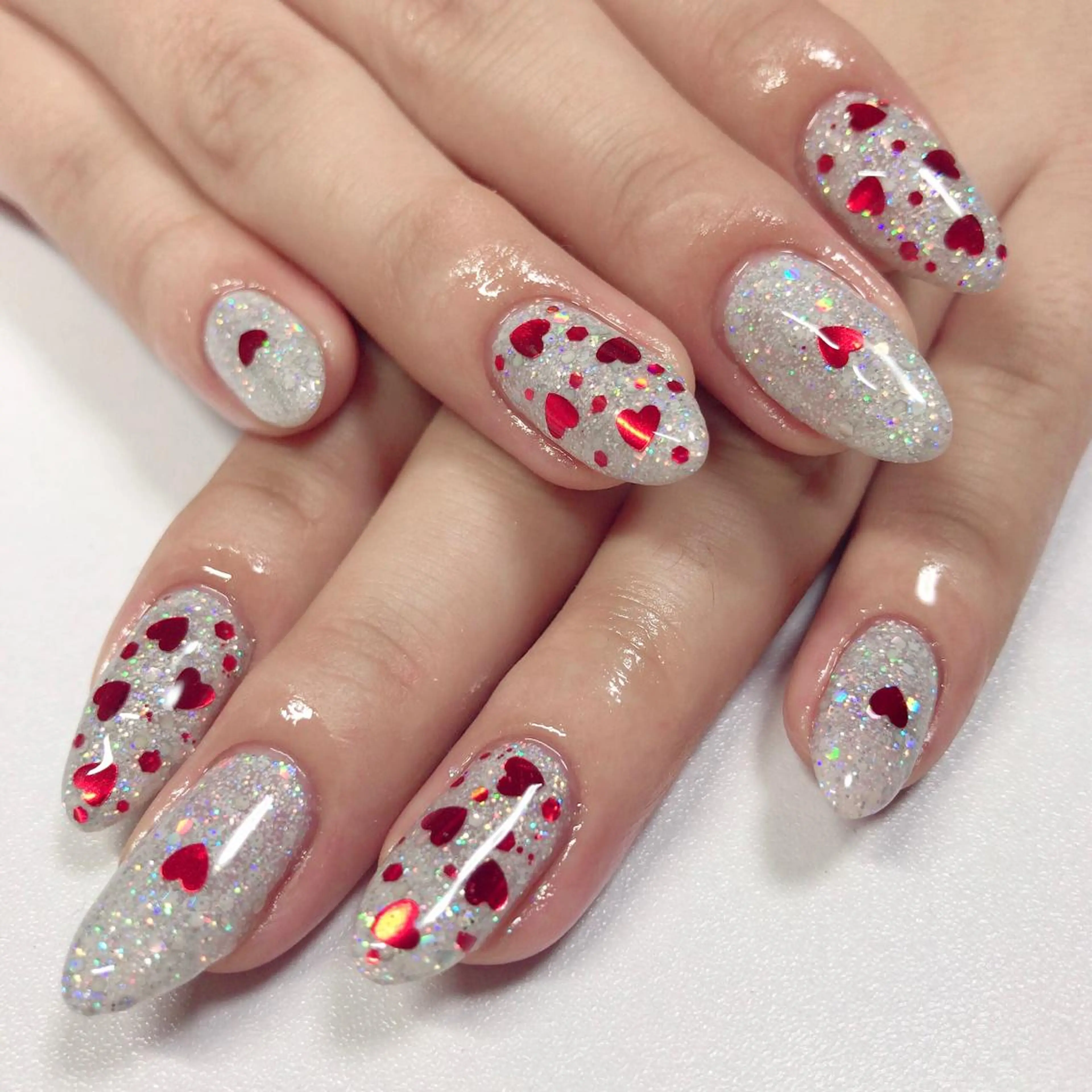 ネイル ハート キラキラネイル S Nailのネイルデザイン