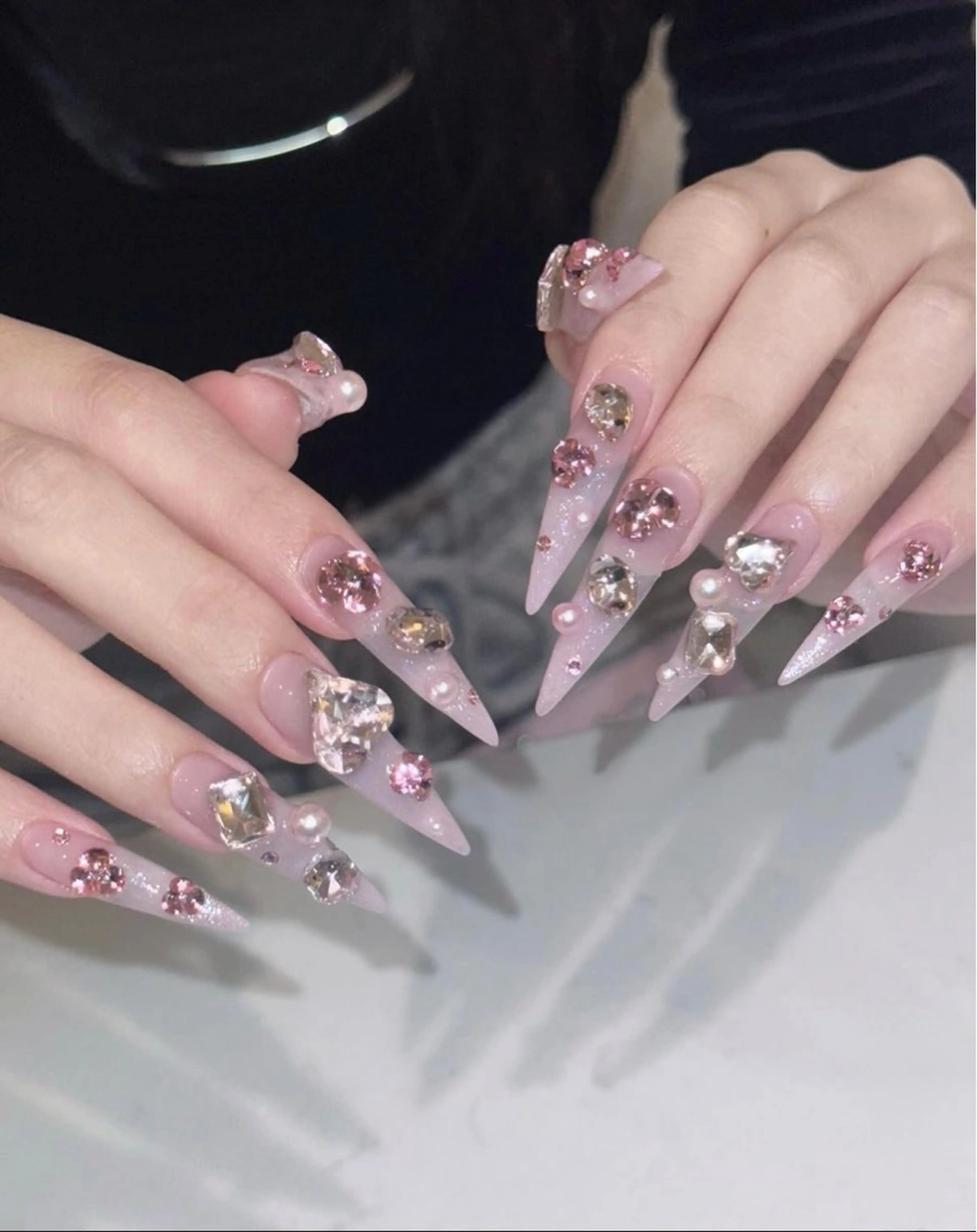 ネイル 韓国ネイル ニュアンスネイル シンプルネイル 春ネイル ワンホンネイル Nihonthy Nail 新宿のネイルデザイン