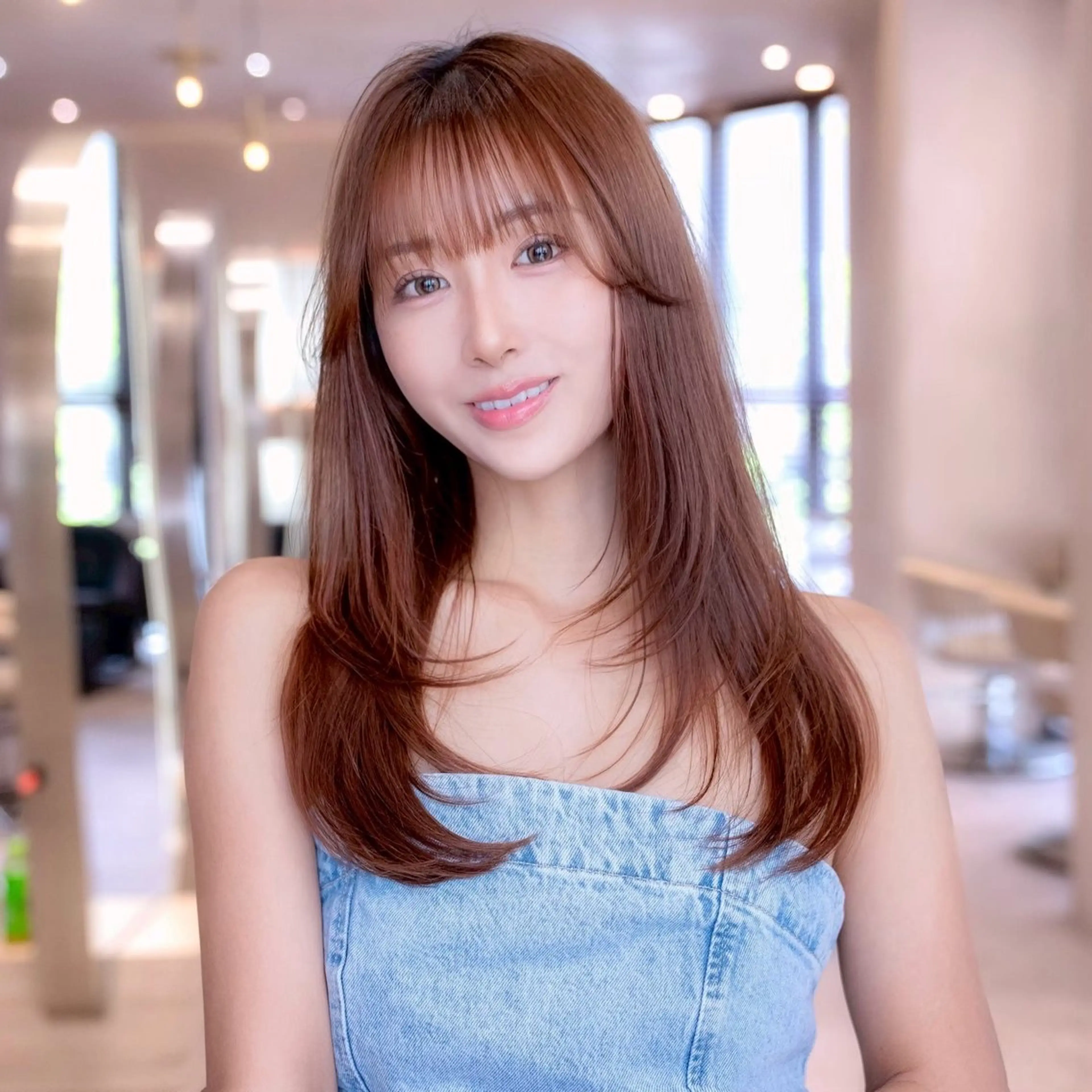 セミロング ボブ 顔まわりレイヤー 顔周りカット ハッシュカット 髪質改善 原宿/韓国/髪質改善 /レイヤー/ボブのヘアスタイル