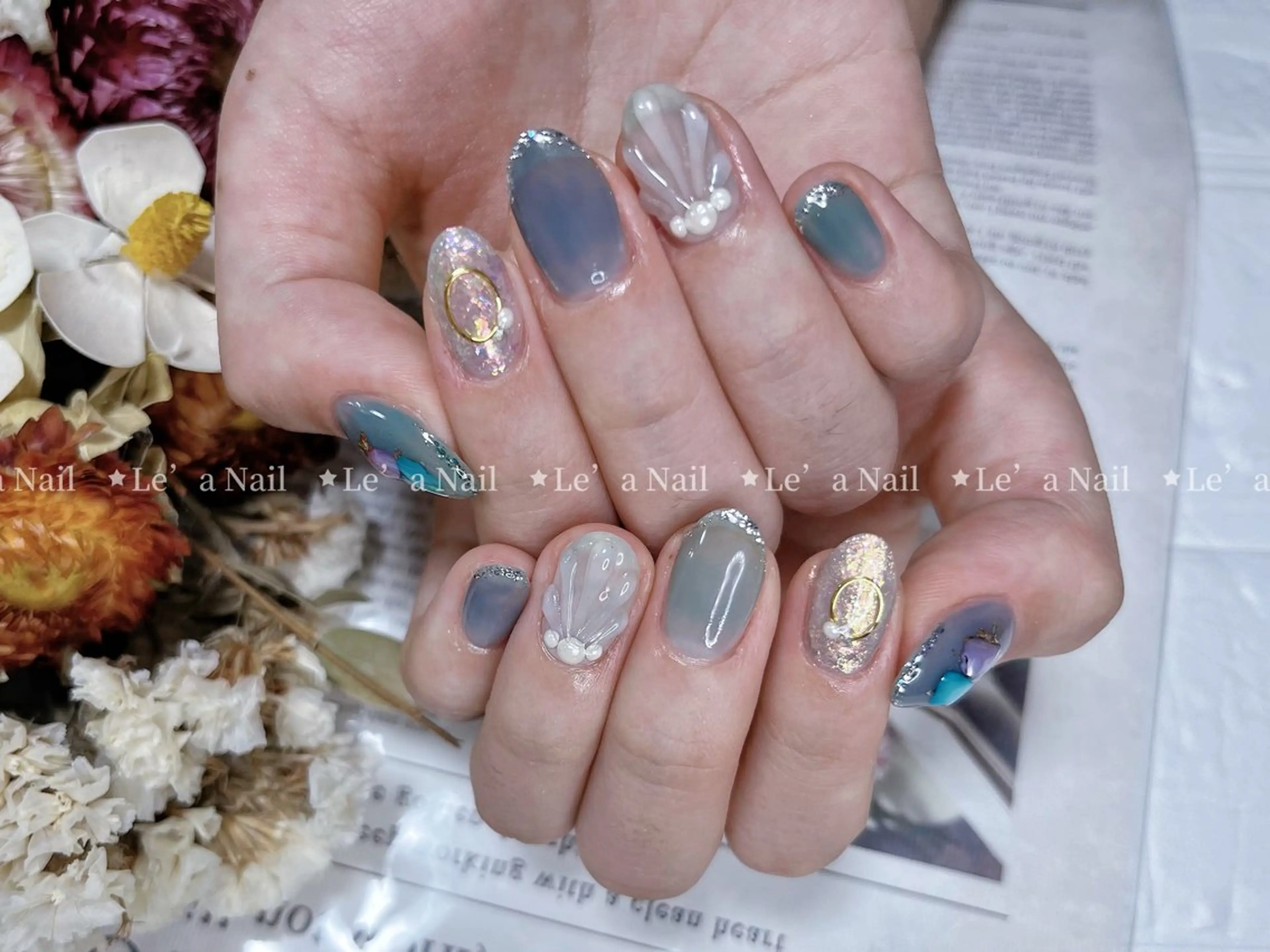 ミディアム カラー ネイル Le’a NailSalonのネイルデザイン