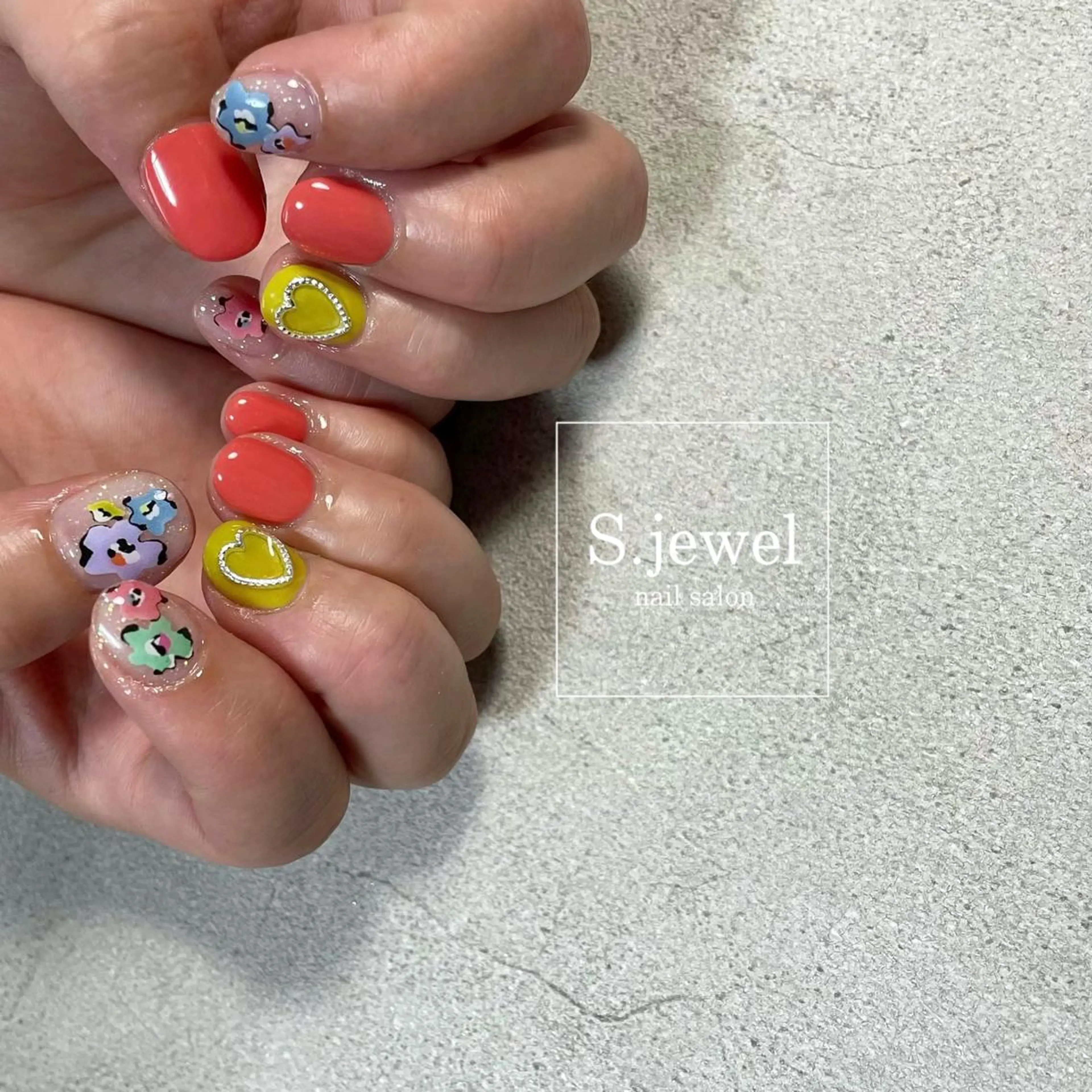 ネイル S. JEWELのネイルデザイン